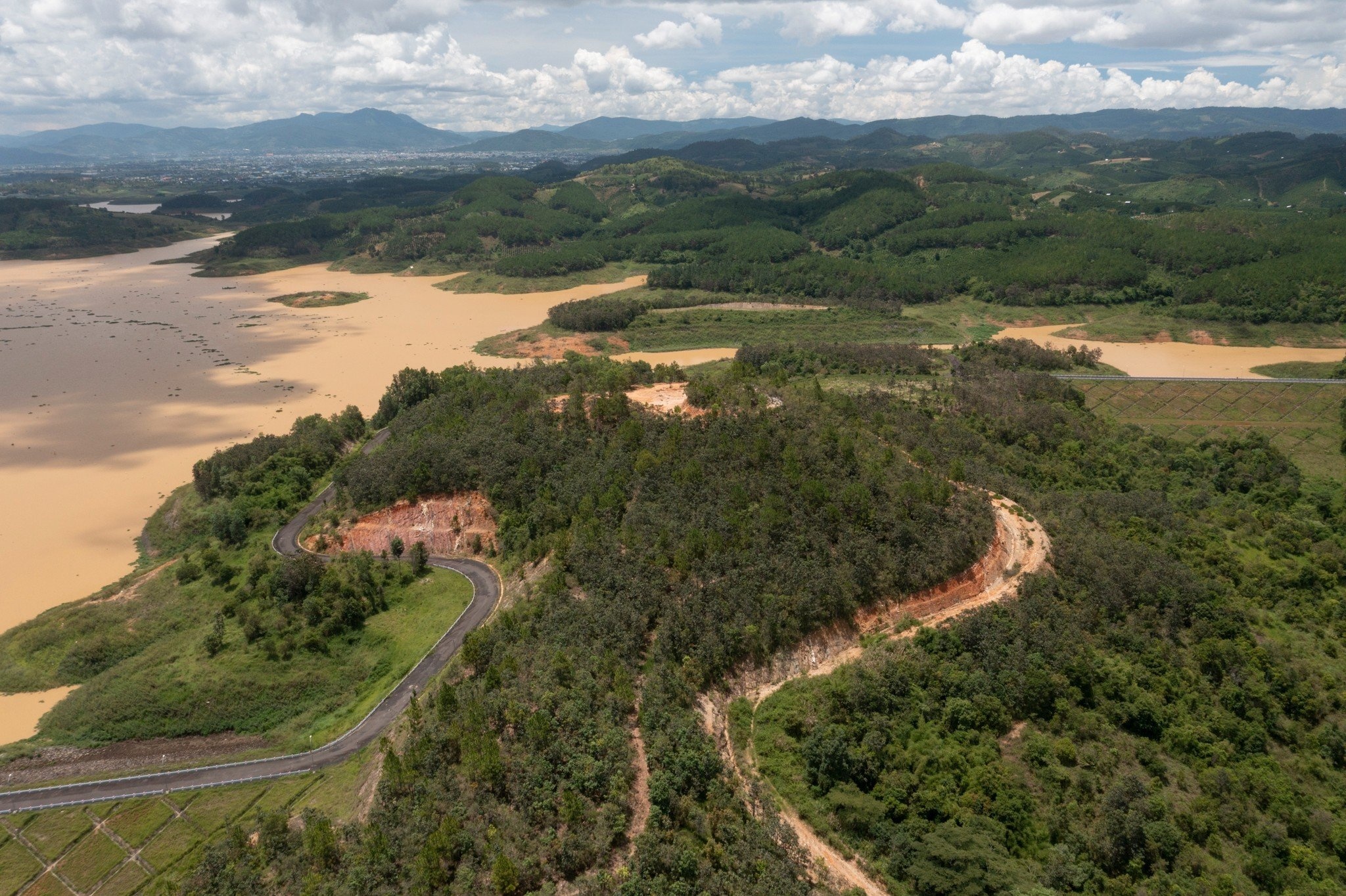 Nguyen Cao Tri,  do thi dai ninh anh 14