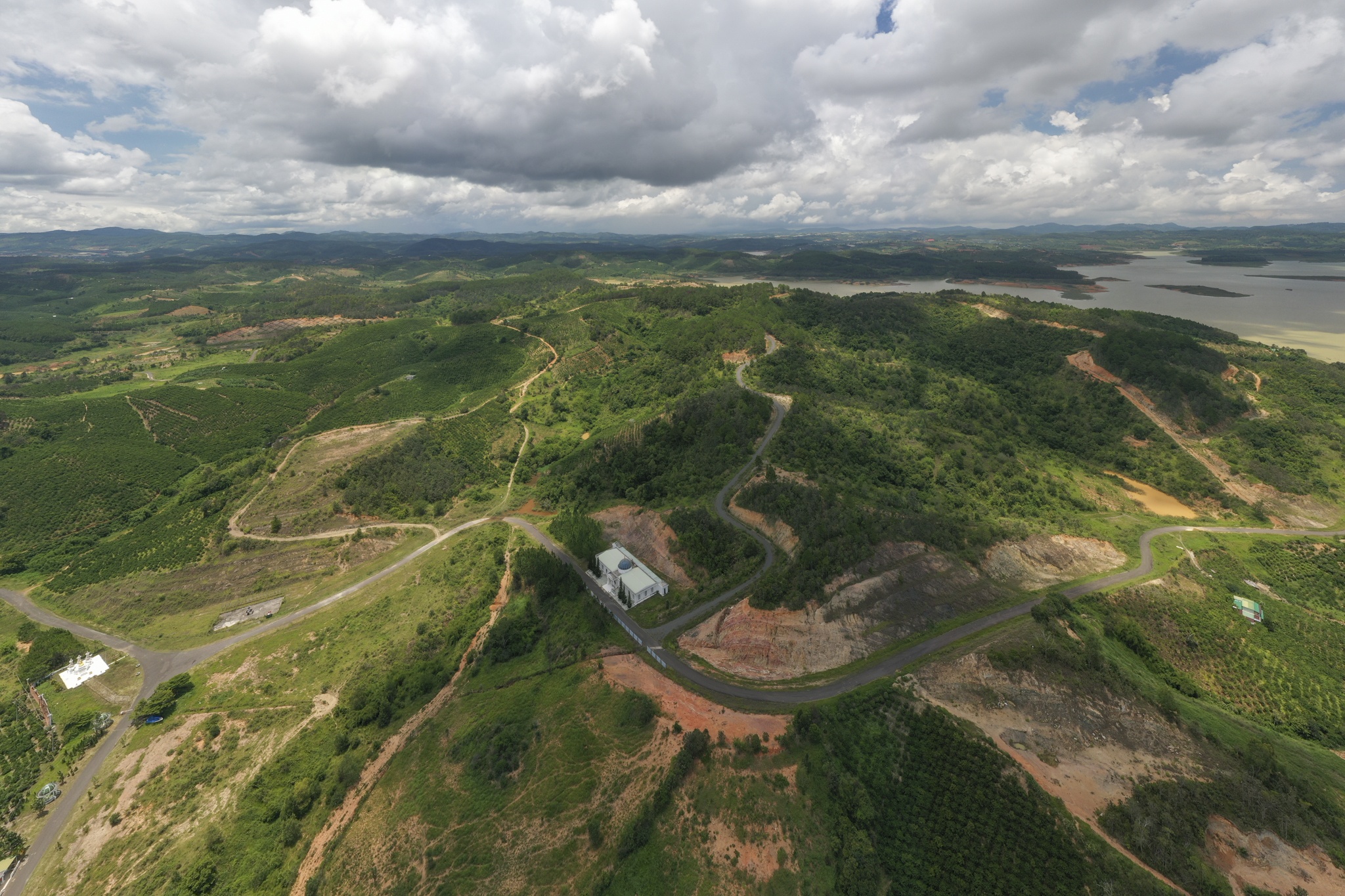 Nguyen Cao Tri,  do thi dai ninh anh 15