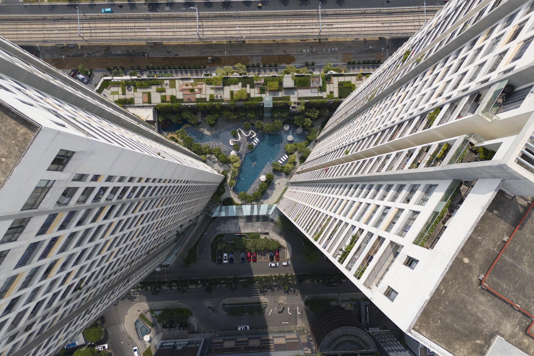 Giao dich can ho soi dong, khach mua ngay cang tre hoa hinh anh