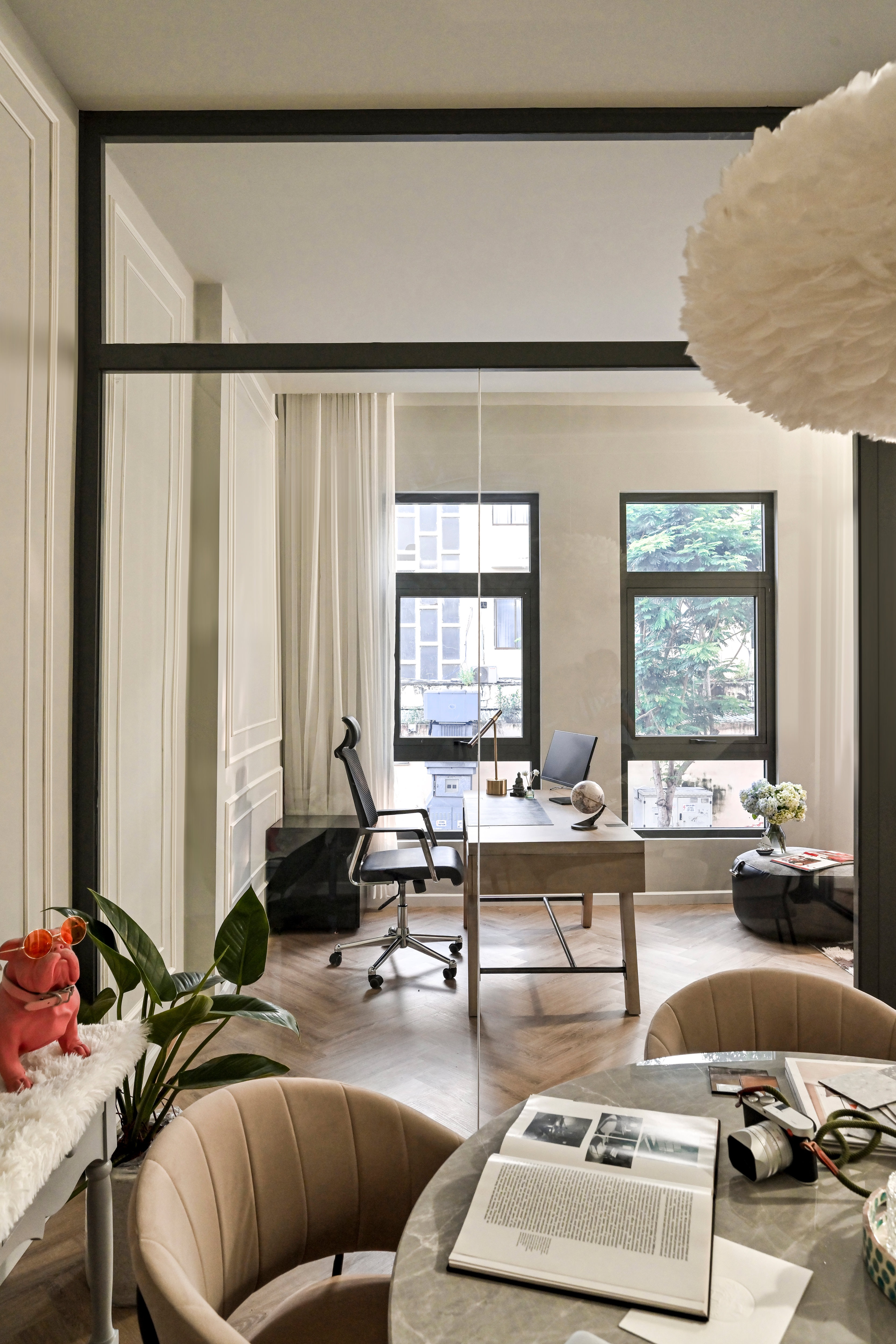 emily in paris ảnh 8 emily in paris anh 8