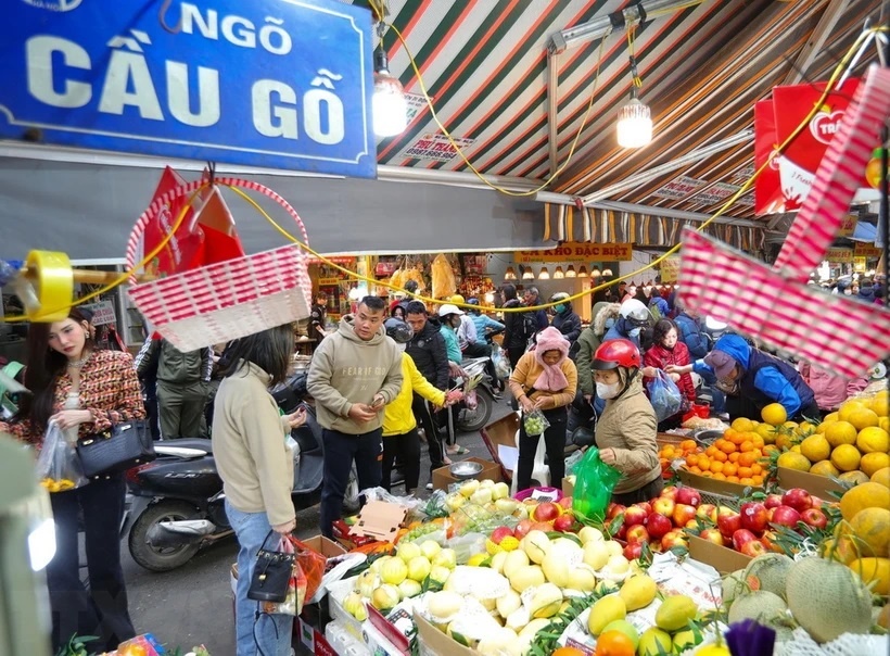 Thi truong mung 4 Tet: Du bao nhu cau tieu dung van chua cao hinh anh