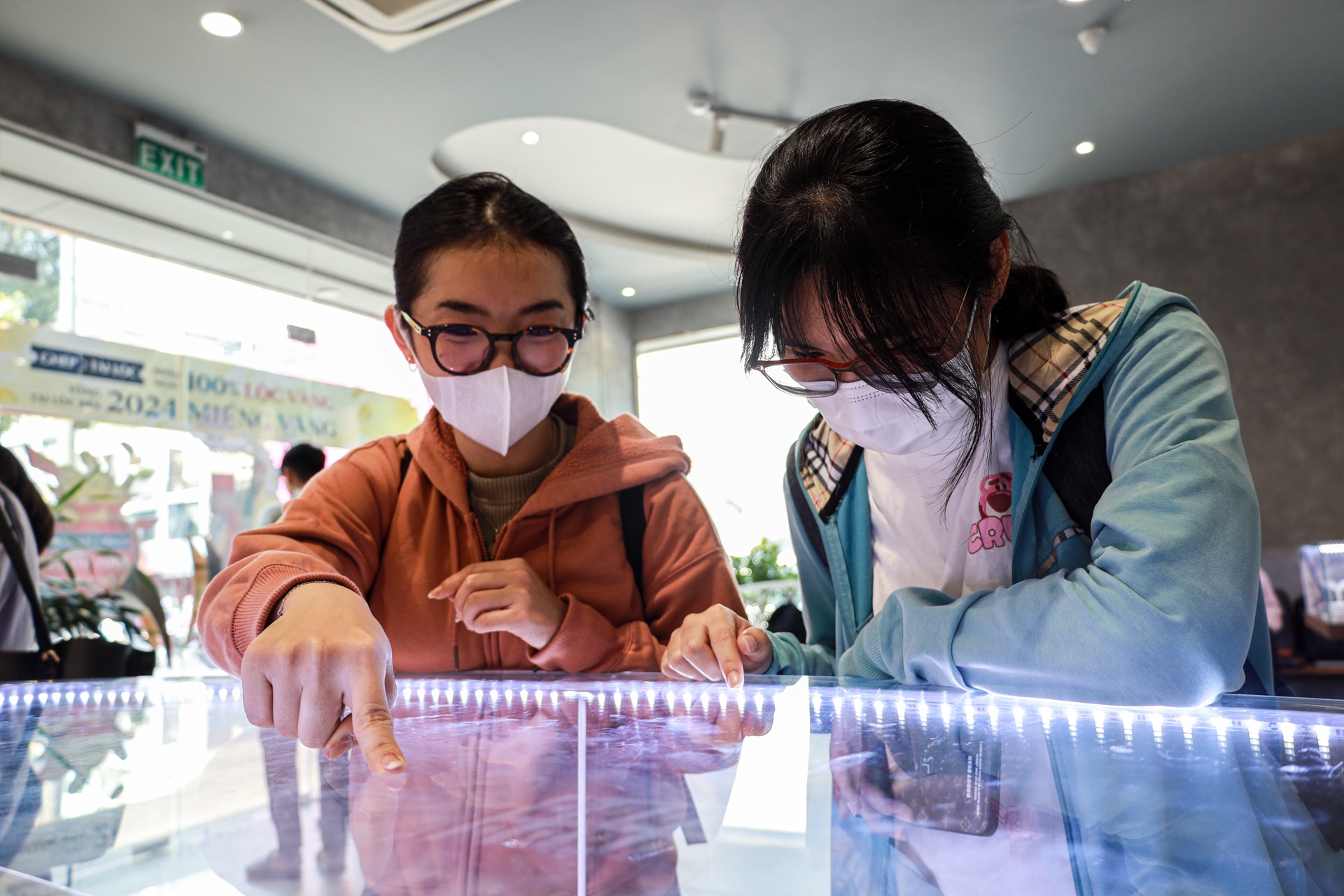 gia vang hom nay anh 5