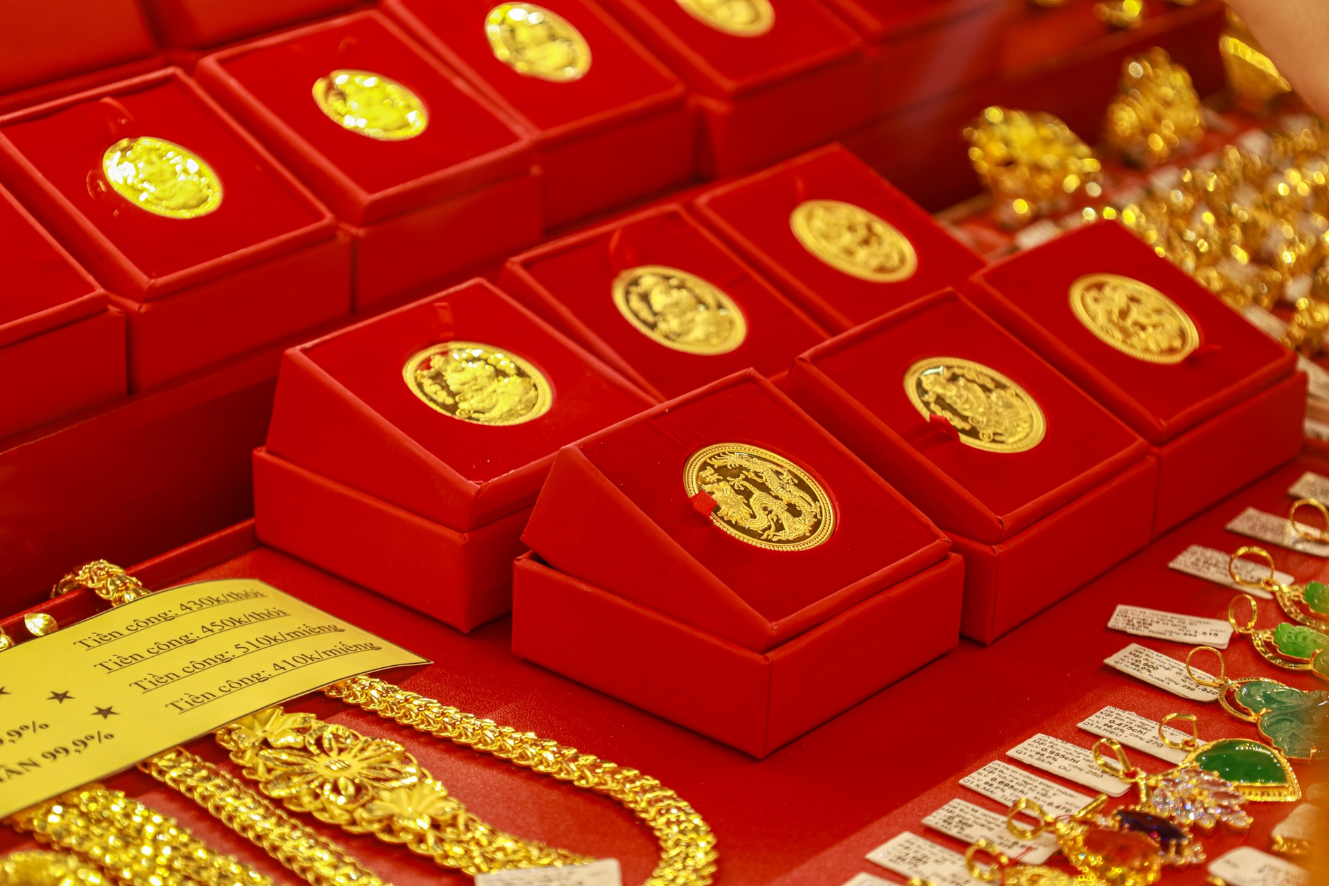 gia vang hom nay anh 14