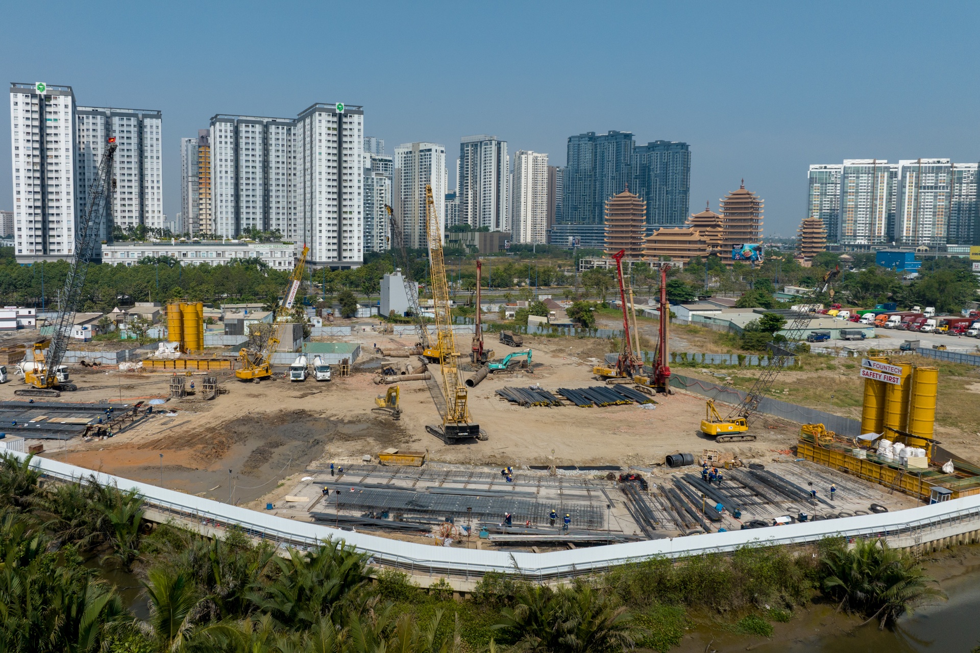 Loat du an bat dong san khoi cong o phia Nam hinh anh