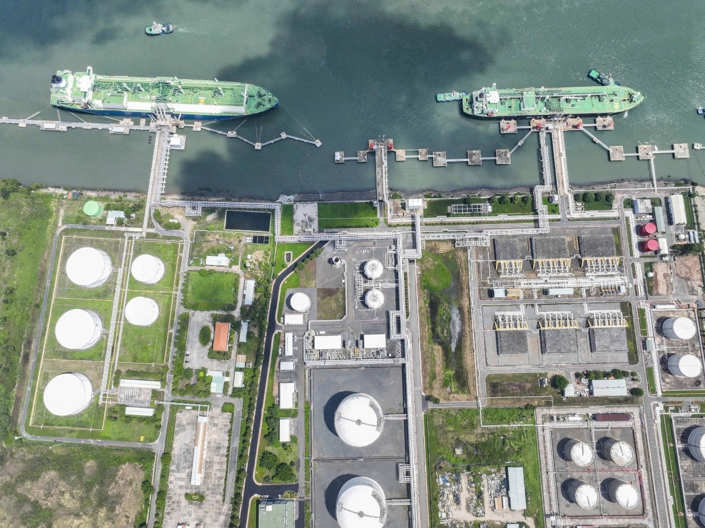 PV GAS dong gop 1,1% cho GDP Viet Nam hinh anh