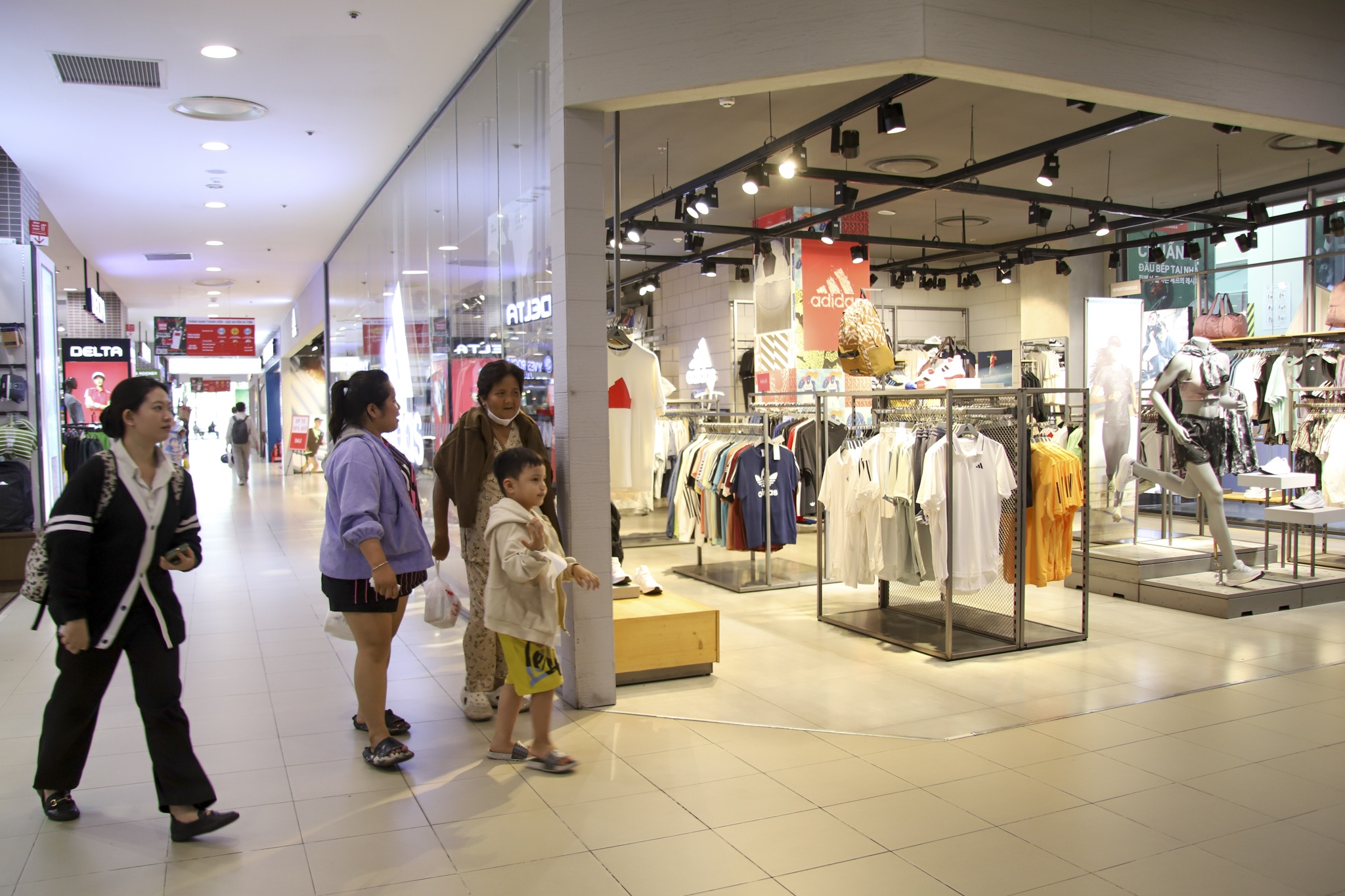 lotte mart sai pham,  sieu thi quan 7 anh 4