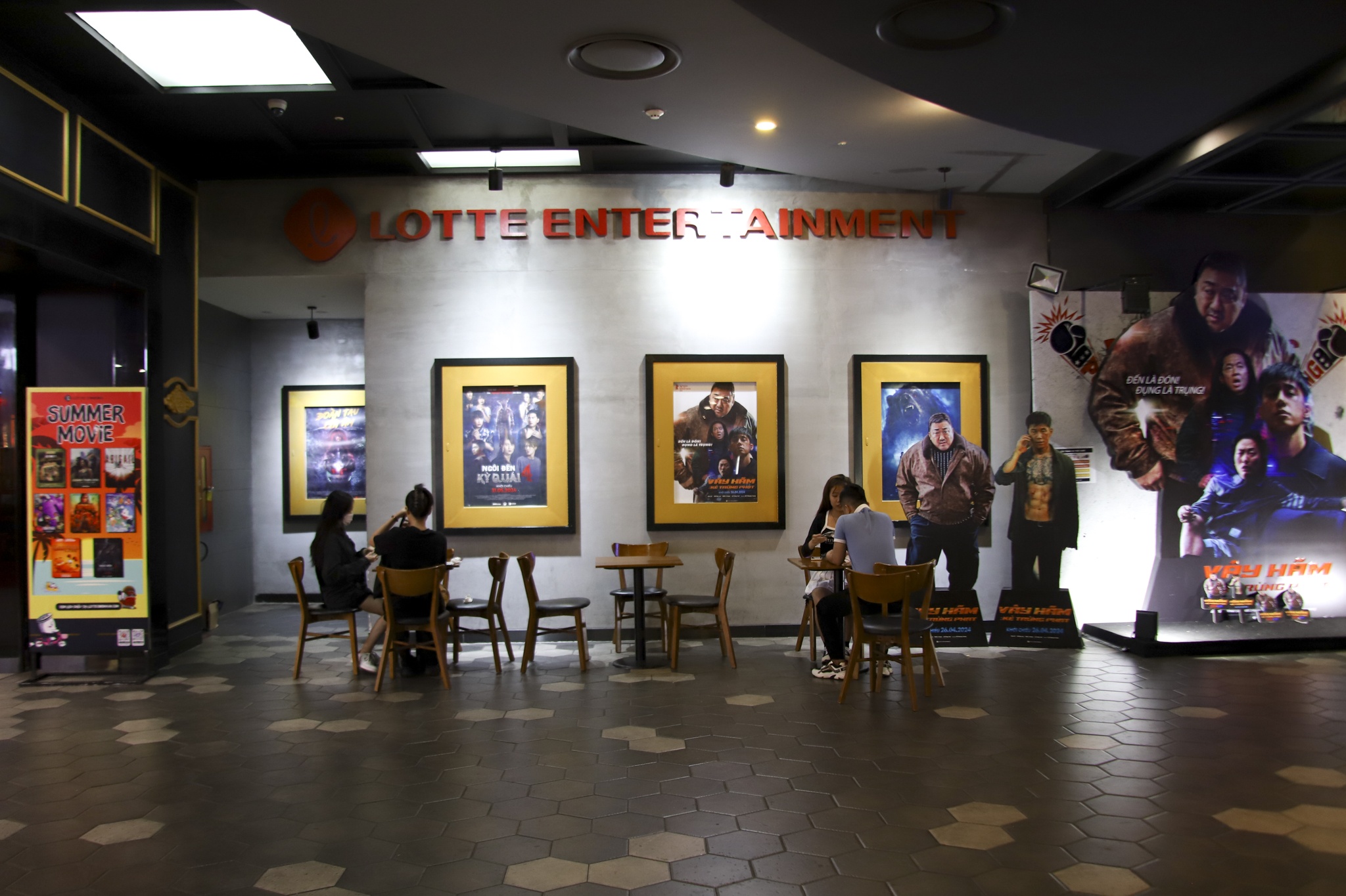 lotte mart sai pham,  sieu thi quan 7 anh 7