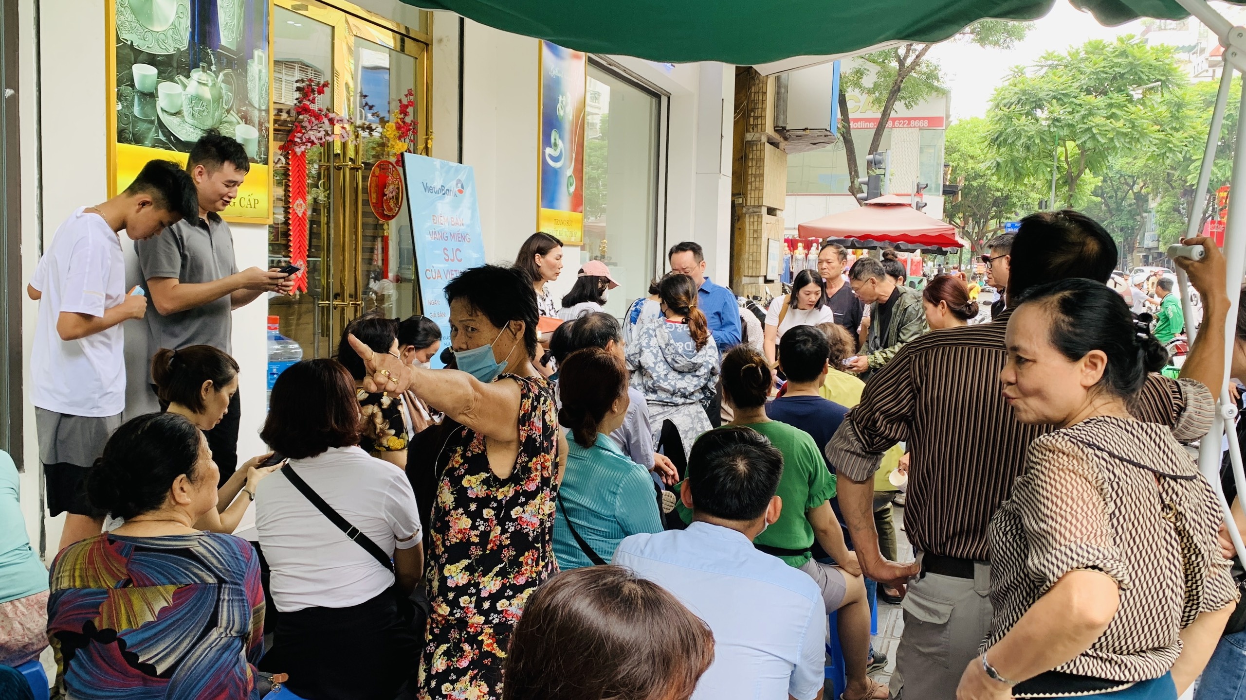 vang sjc,  gia vang mieng anh 3