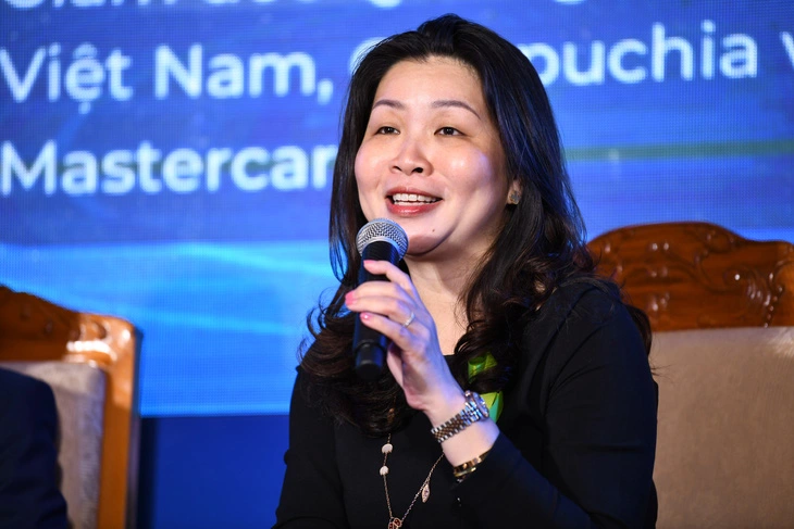 CEO Mastercard: 'Dung the khong so an toan va bao mat hon' hinh anh