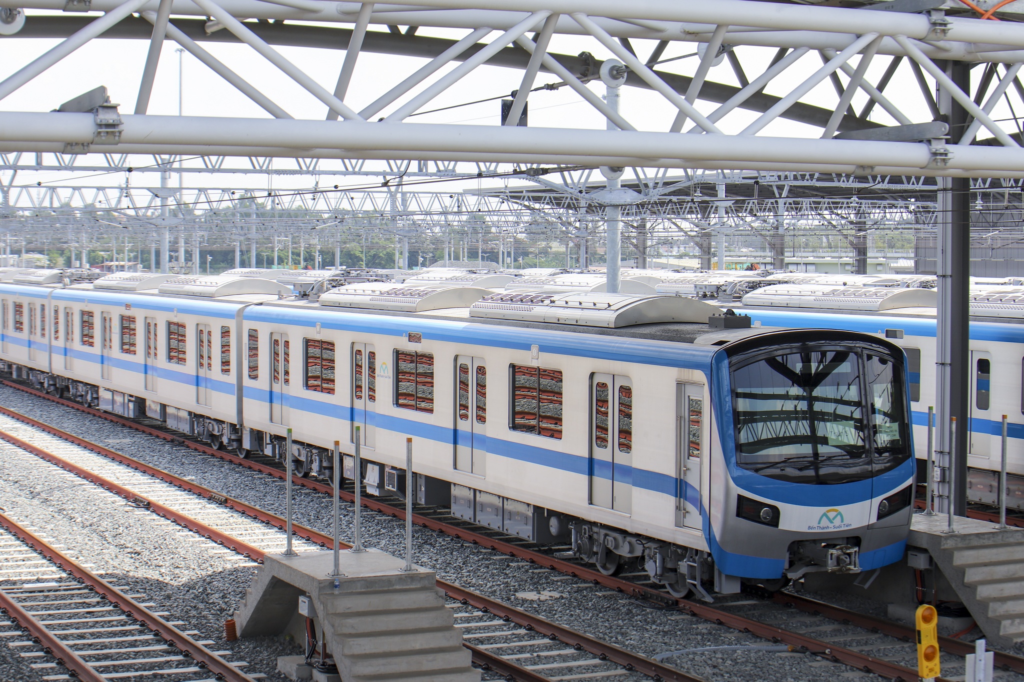 DonaCoop - VinaCapital de xuat lam metro noi TP.HCM voi Long Thanh hinh anh