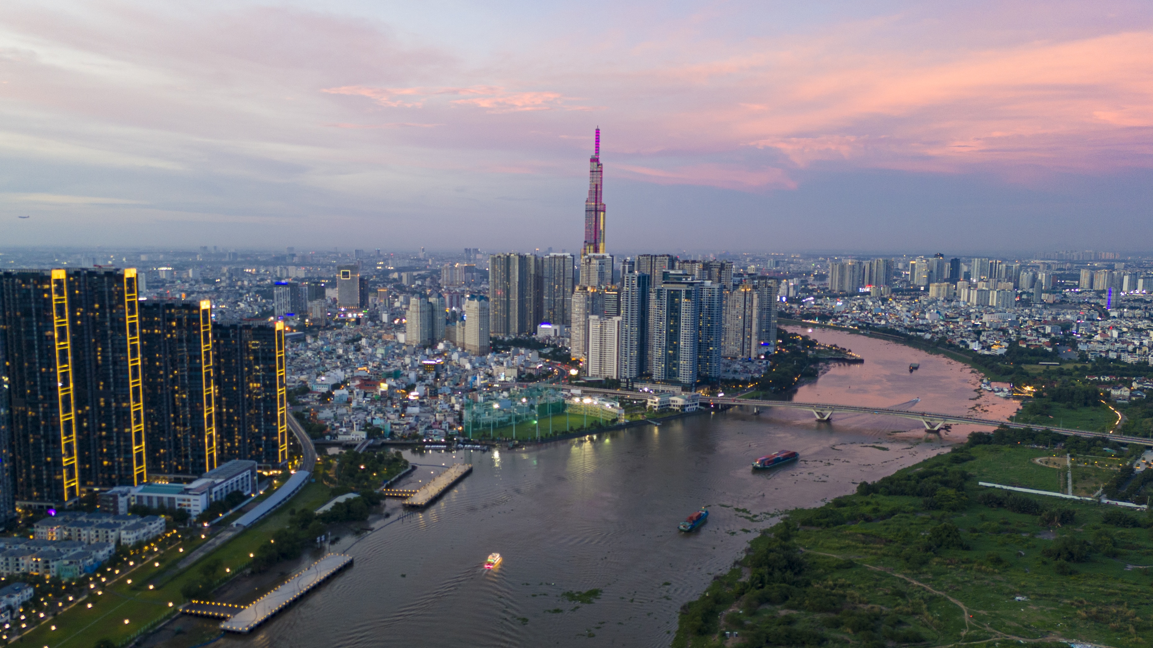 TP.HCM yeu cau trinh phuong an bang gia dat lan dau truoc 5/9 hinh anh