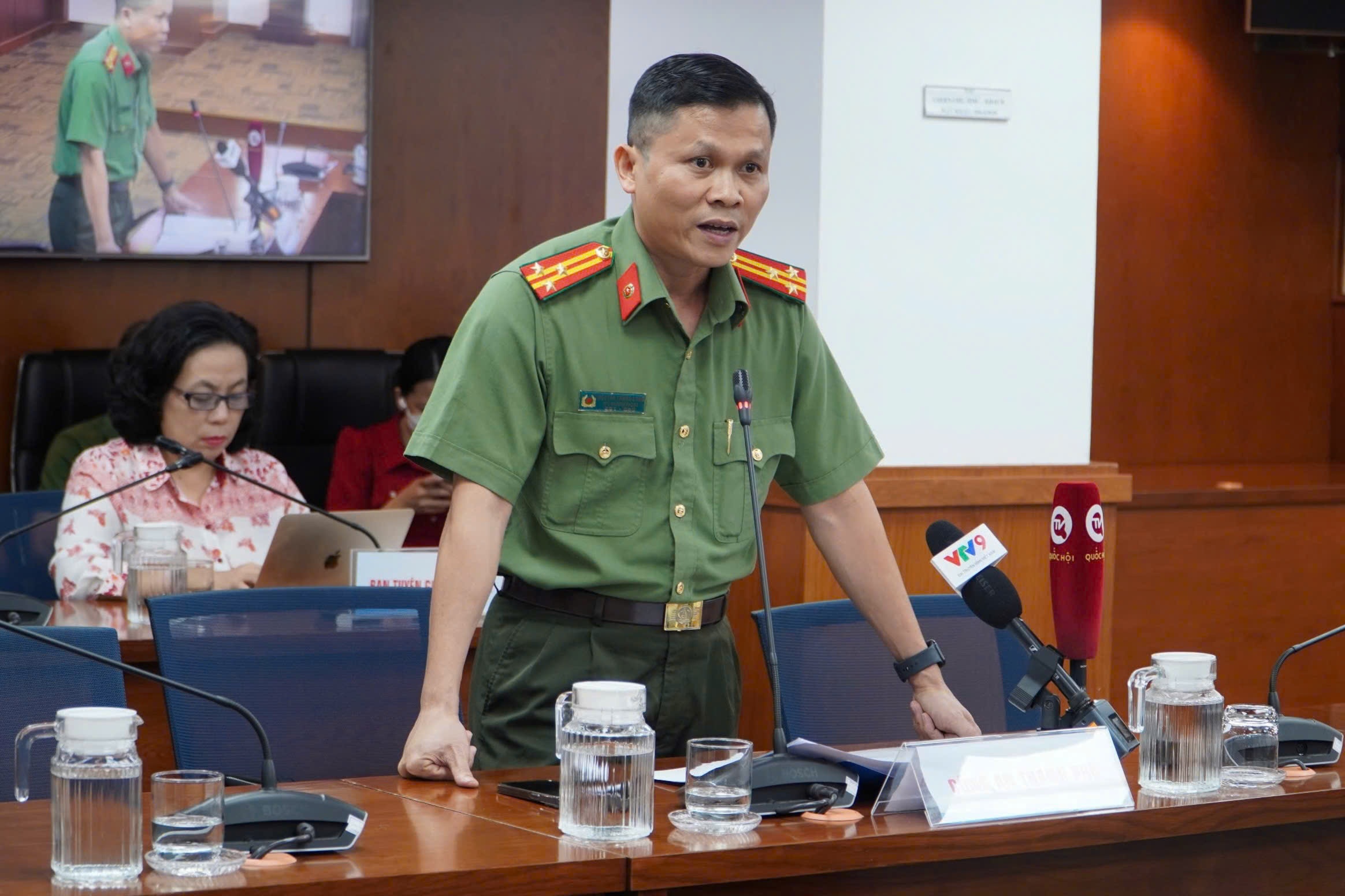 hoa chat,  xyanua dung cho vang anh 1