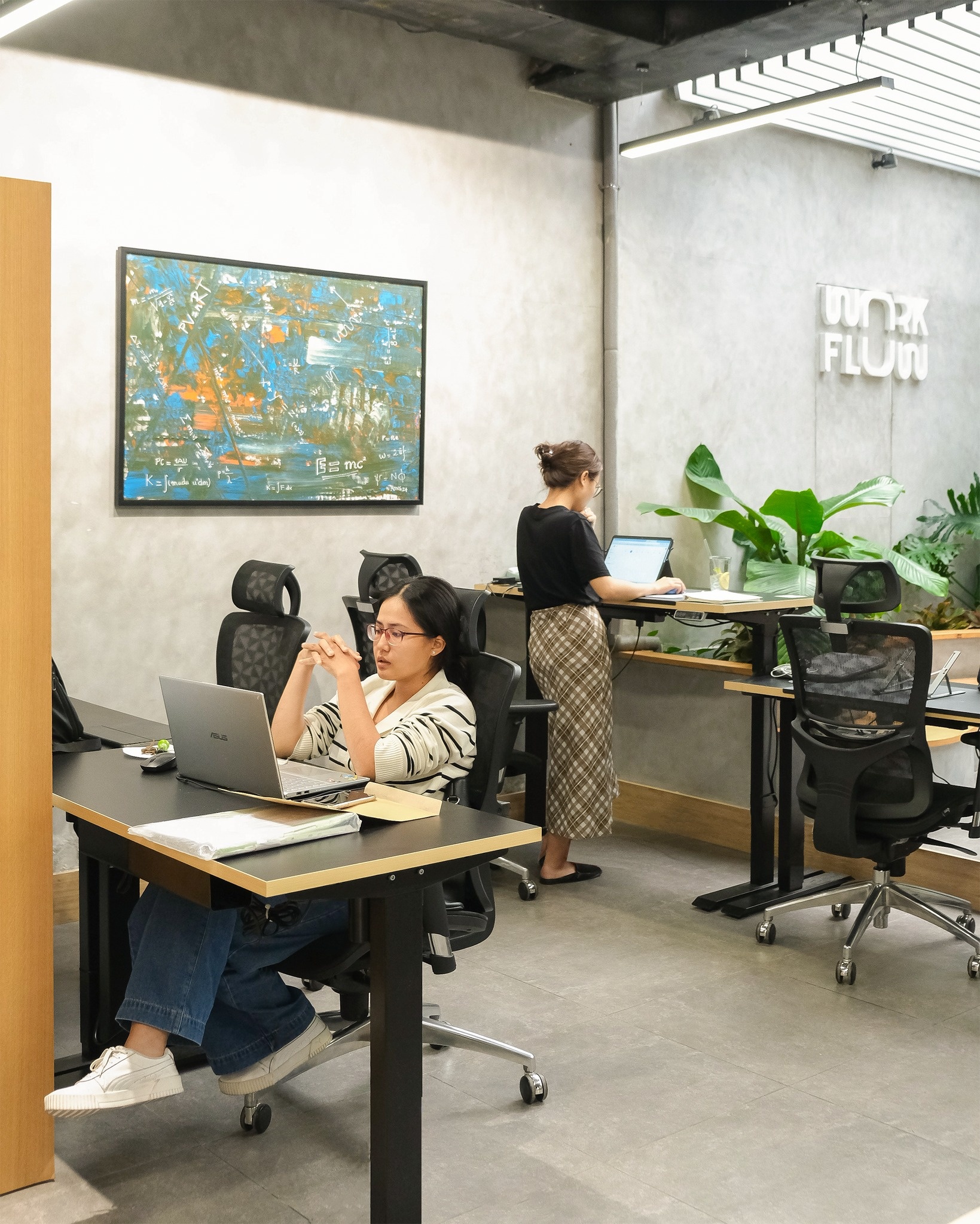 Komune Co-working,  WorkFlow Space,  Knight Frank,  CBRE anh 4