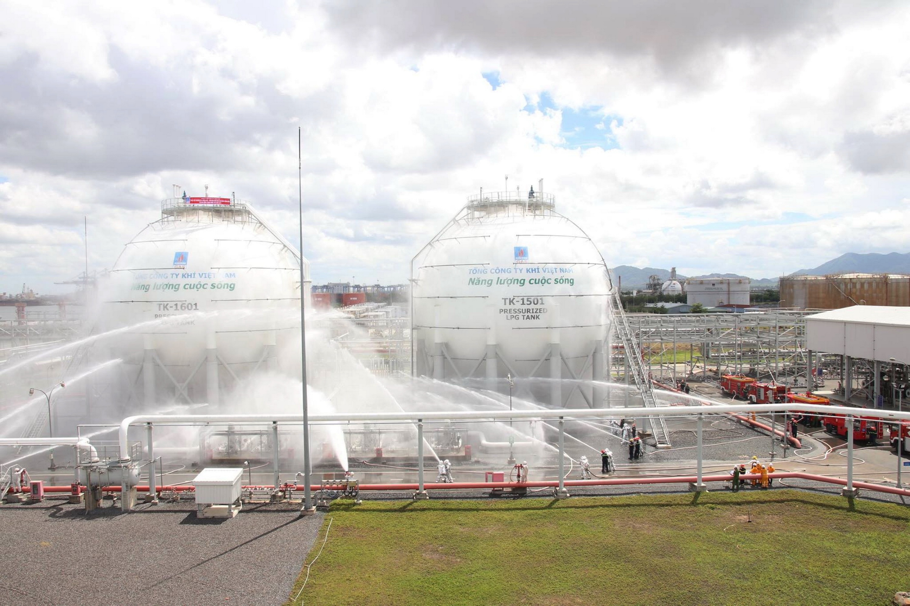 Phoi hop dam bao an ninh, an toan tai Kho cang PV GAS Vung Tau hinh anh