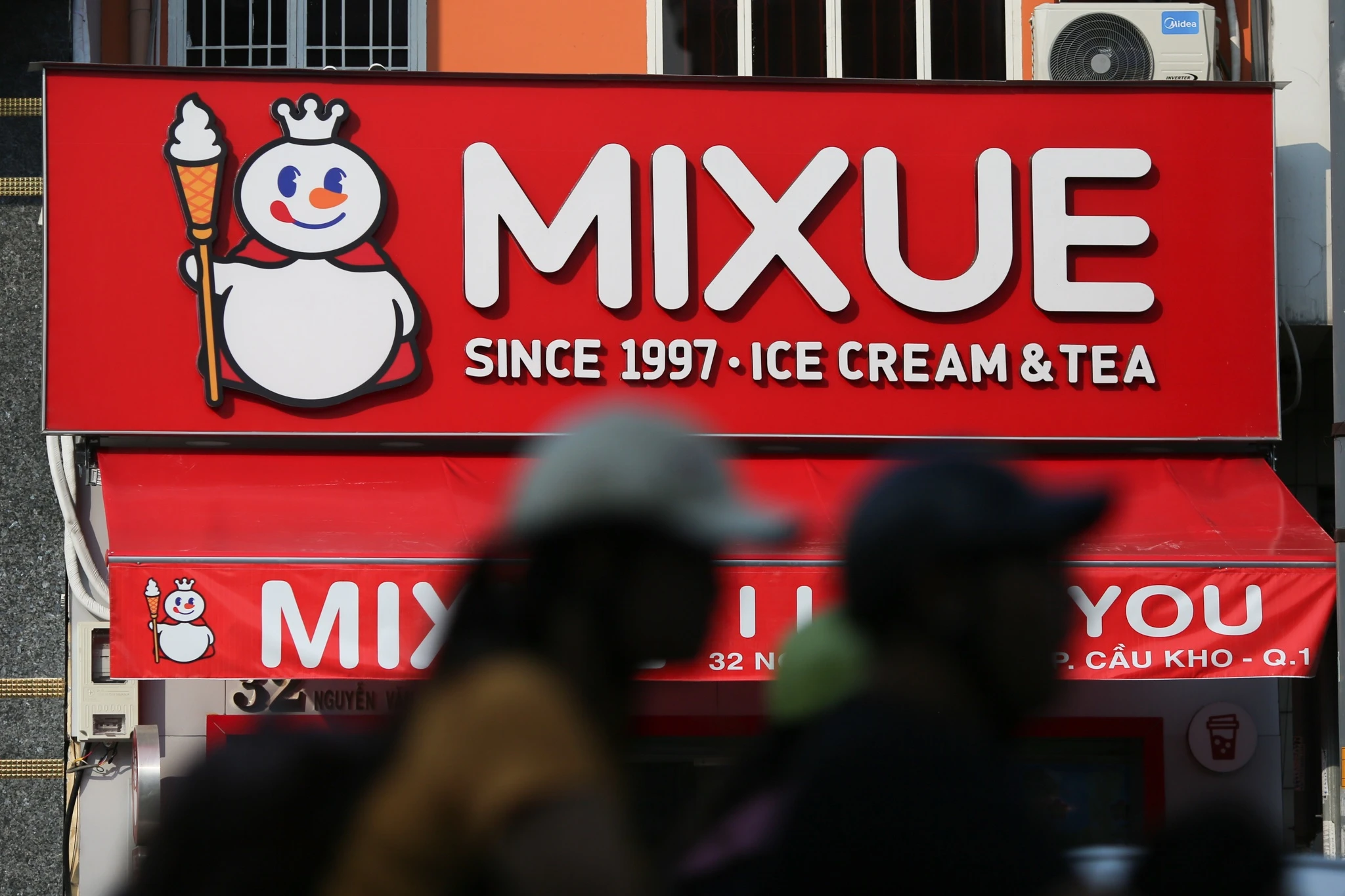 Mixue dong hang loat cua hang o Viet Nam hinh anh
