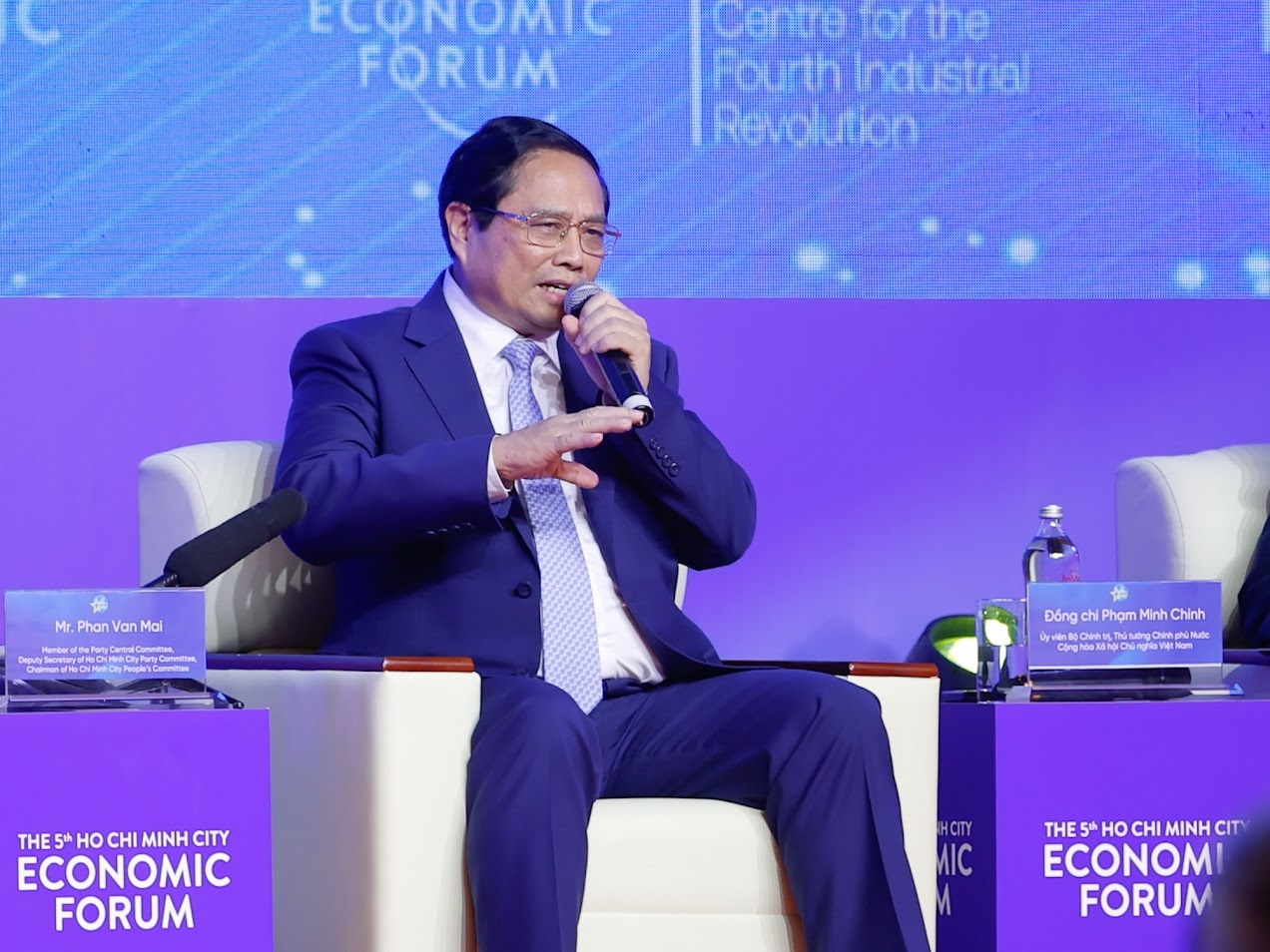 Thu tuong keu goi nha dau tu yen tam rot von vao Viet Nam hinh anh