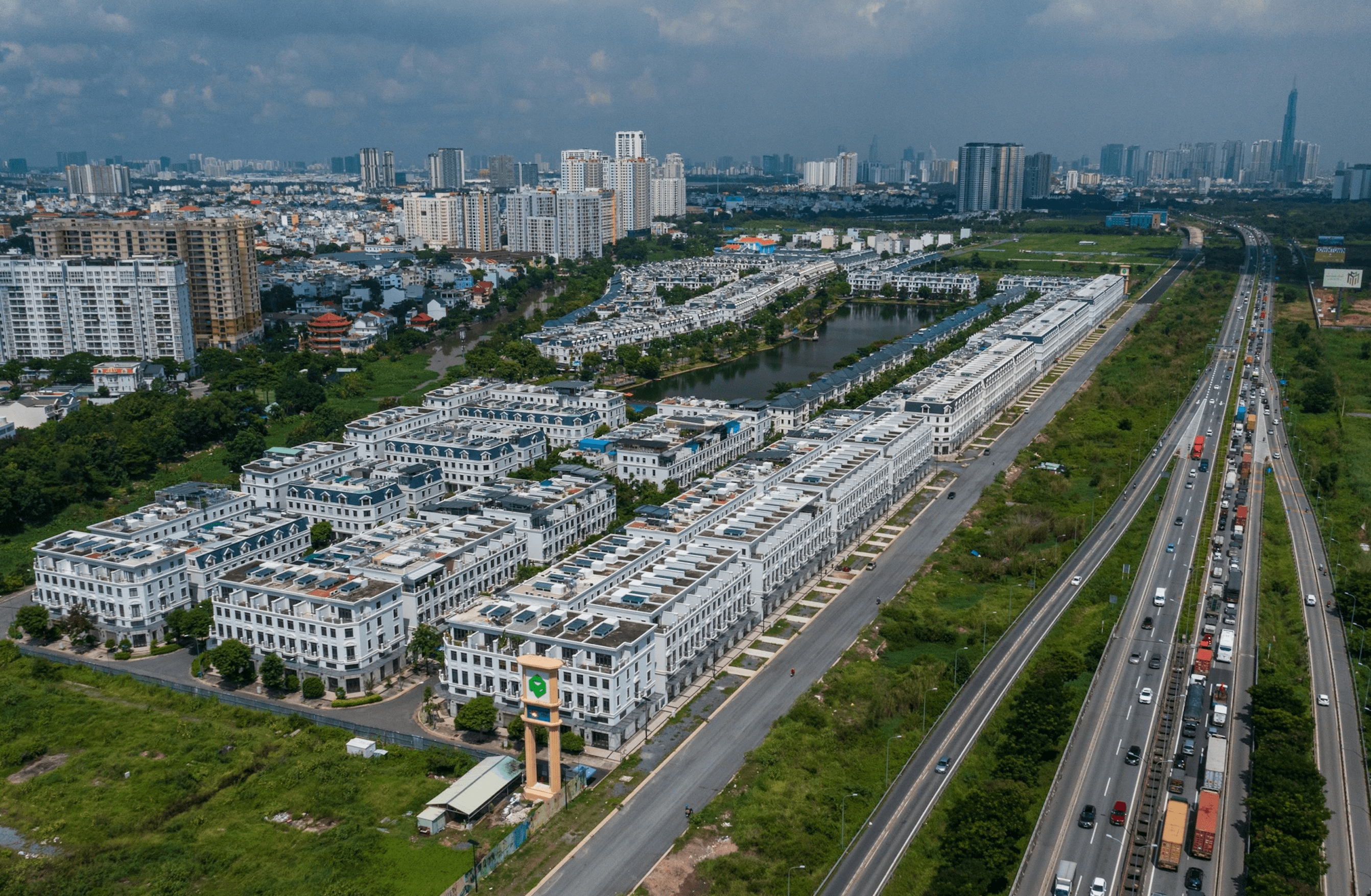 Novaland chuyen lai thanh lo sau kiem toan hinh anh