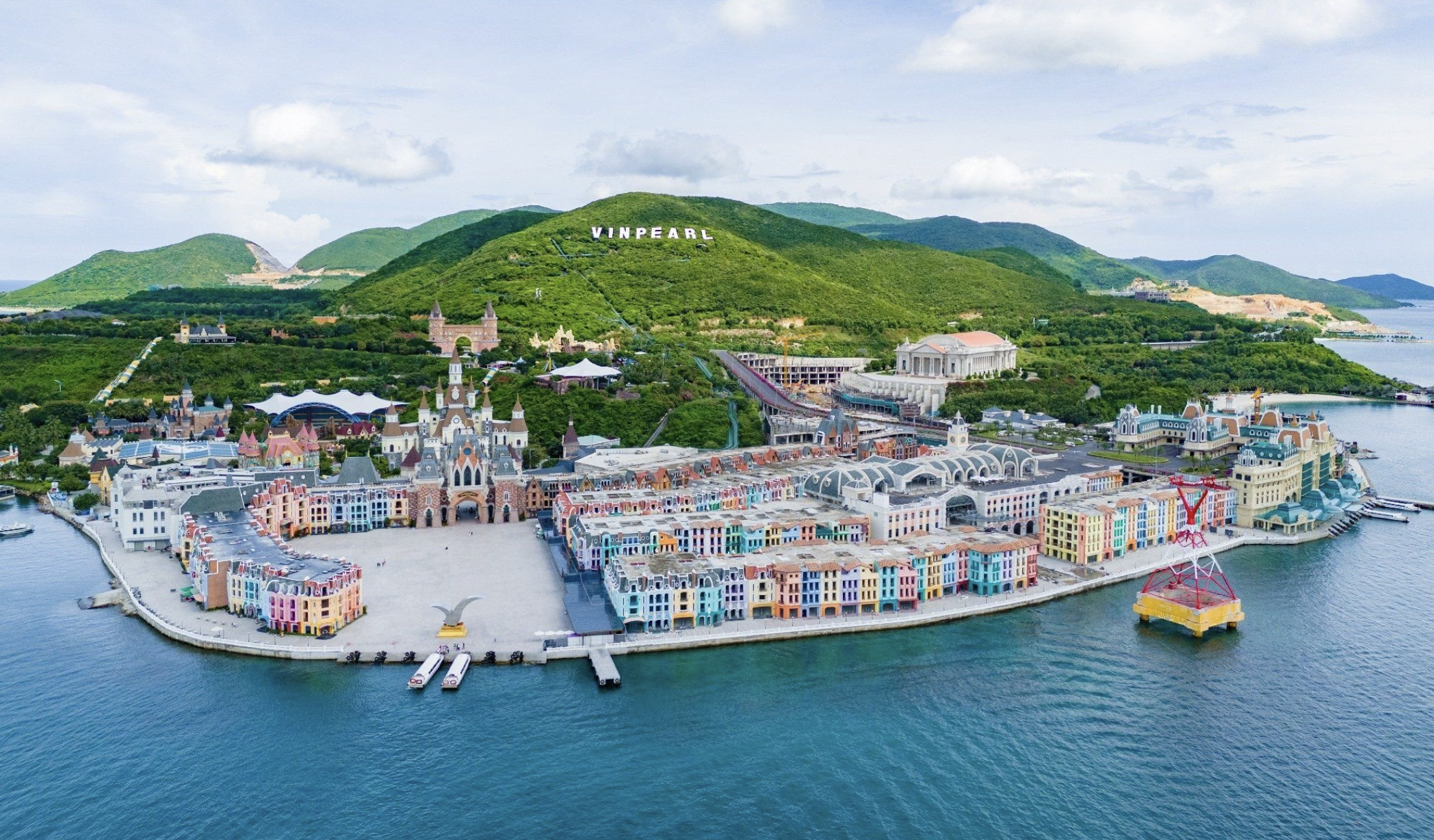 Dien bien moi tai khu phuc hop san golf Vinpearl Hon Tre hinh anh