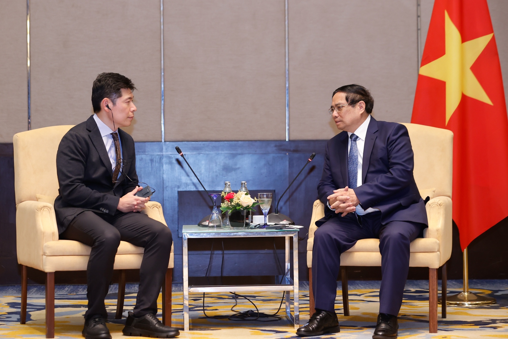 Thu tuong de nghi Grab dua cac nghe si Viet Nam bieu dien o nuoc ngoai hinh anh