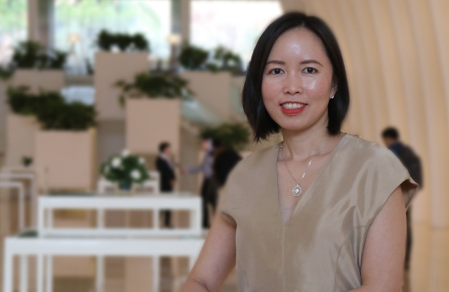 Ai nu nha ba Cao Thi Ngoc Dung du chi 400 ty dong mua co phieu hinh anh