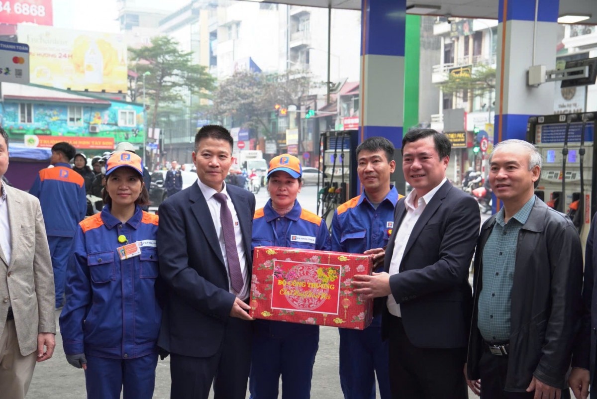 cay xang,  xang dau anh 1