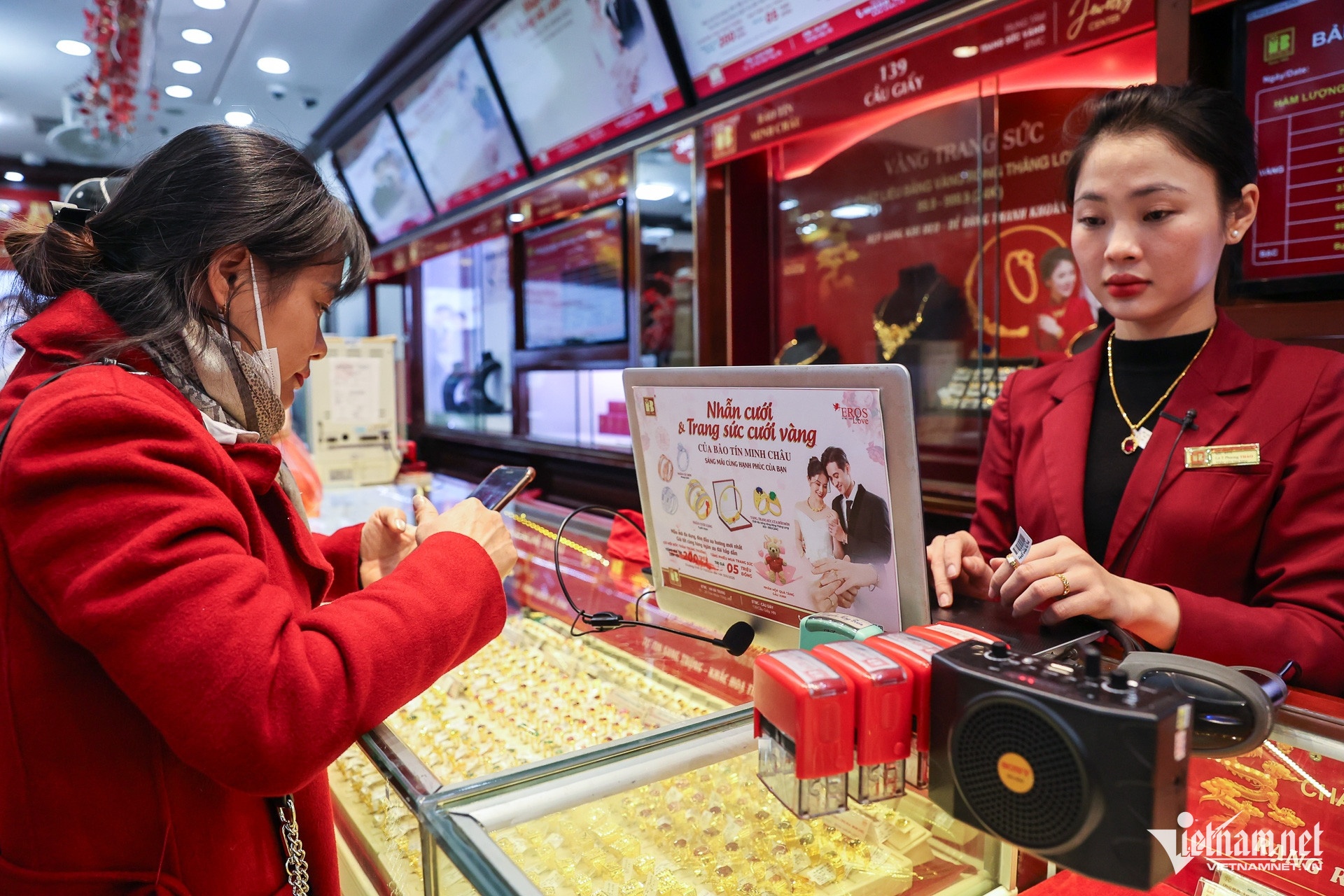 gia vang hom nay anh 1