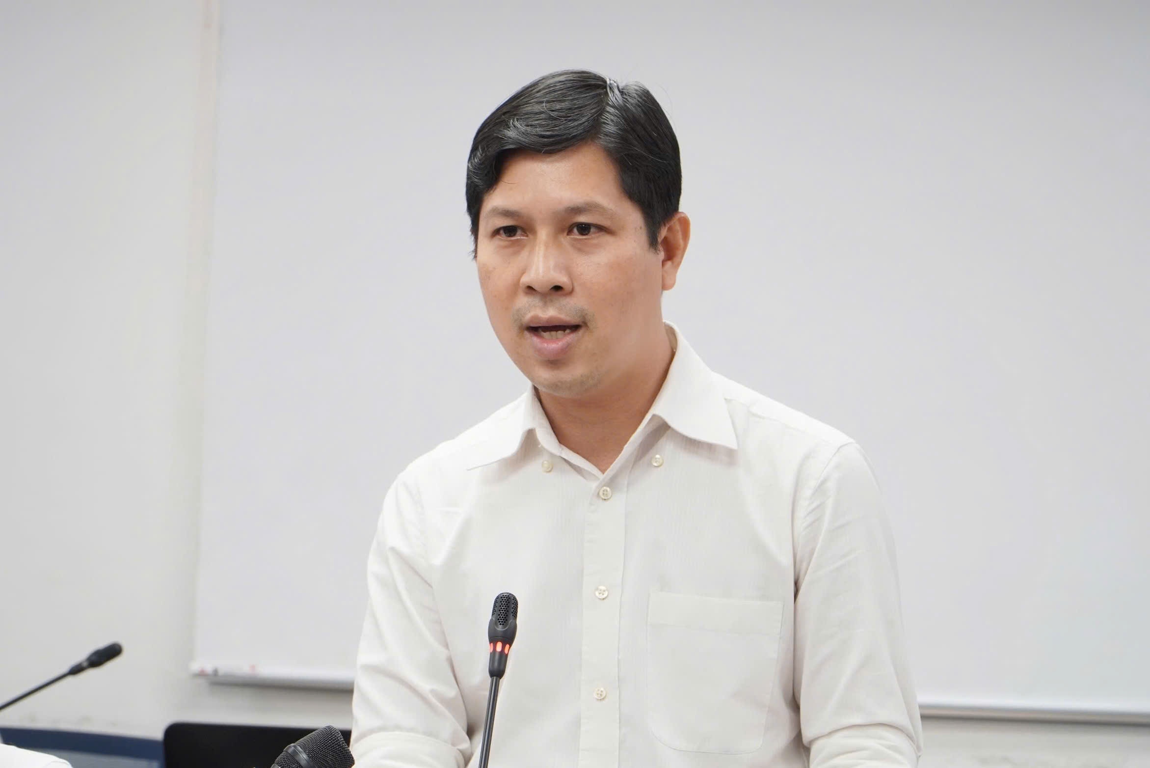 tau metro dung,  su co metro anh 2