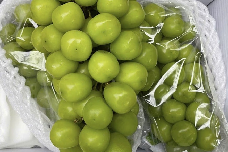 Nho sua 'quy toc' mot thoi, nay duoc rao ban chua toi 5.000 dong/kg hinh anh