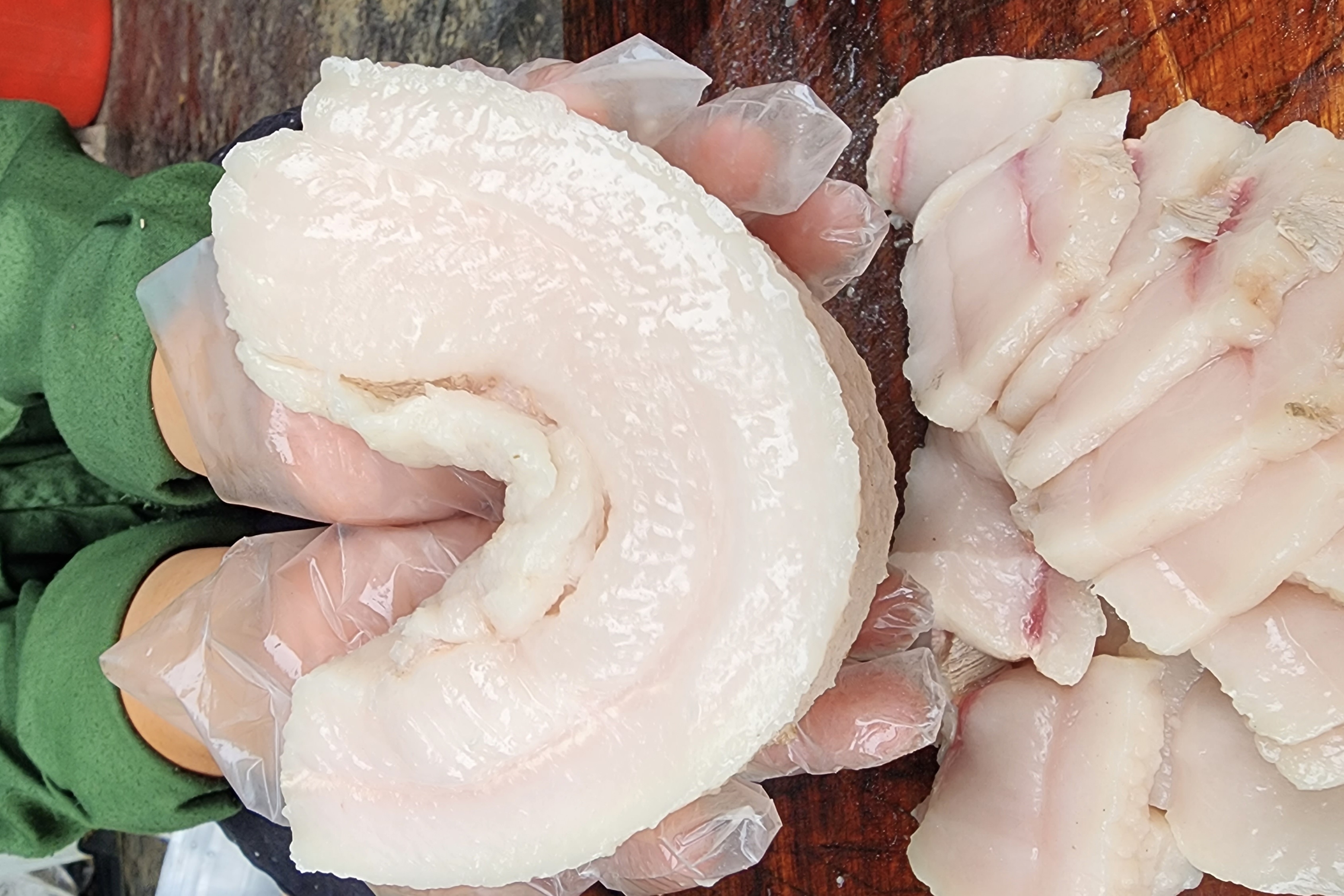 Loai thit mo co gia dat do, ban bao nhieu cung het hinh anh