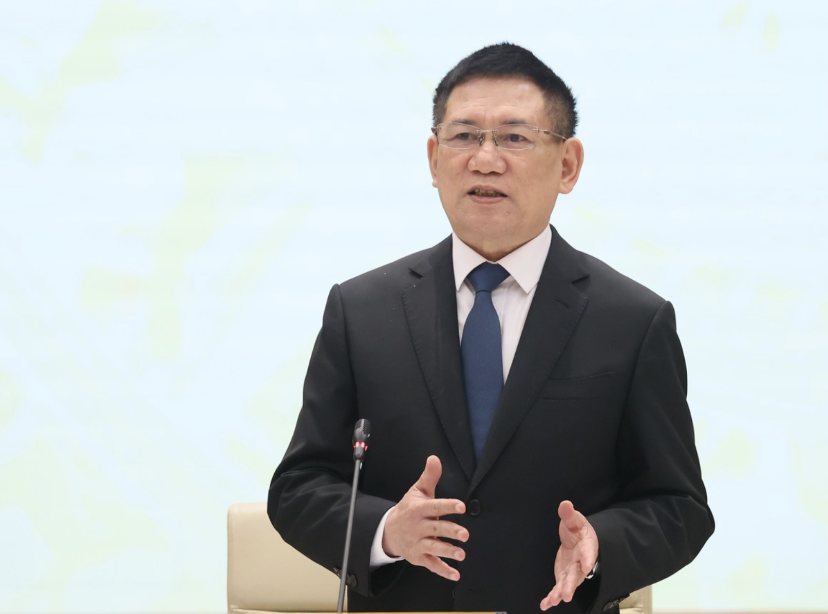 Chinh phu de nghi My tam hoan ap thue 1-3 thang de dam phan hinh anh