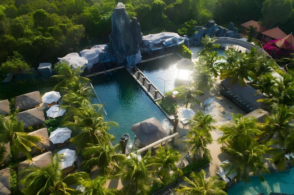 Novaland chi 1.400 ty mua cong ty so huu suoi nuoc nong Binh Chau hinh anh