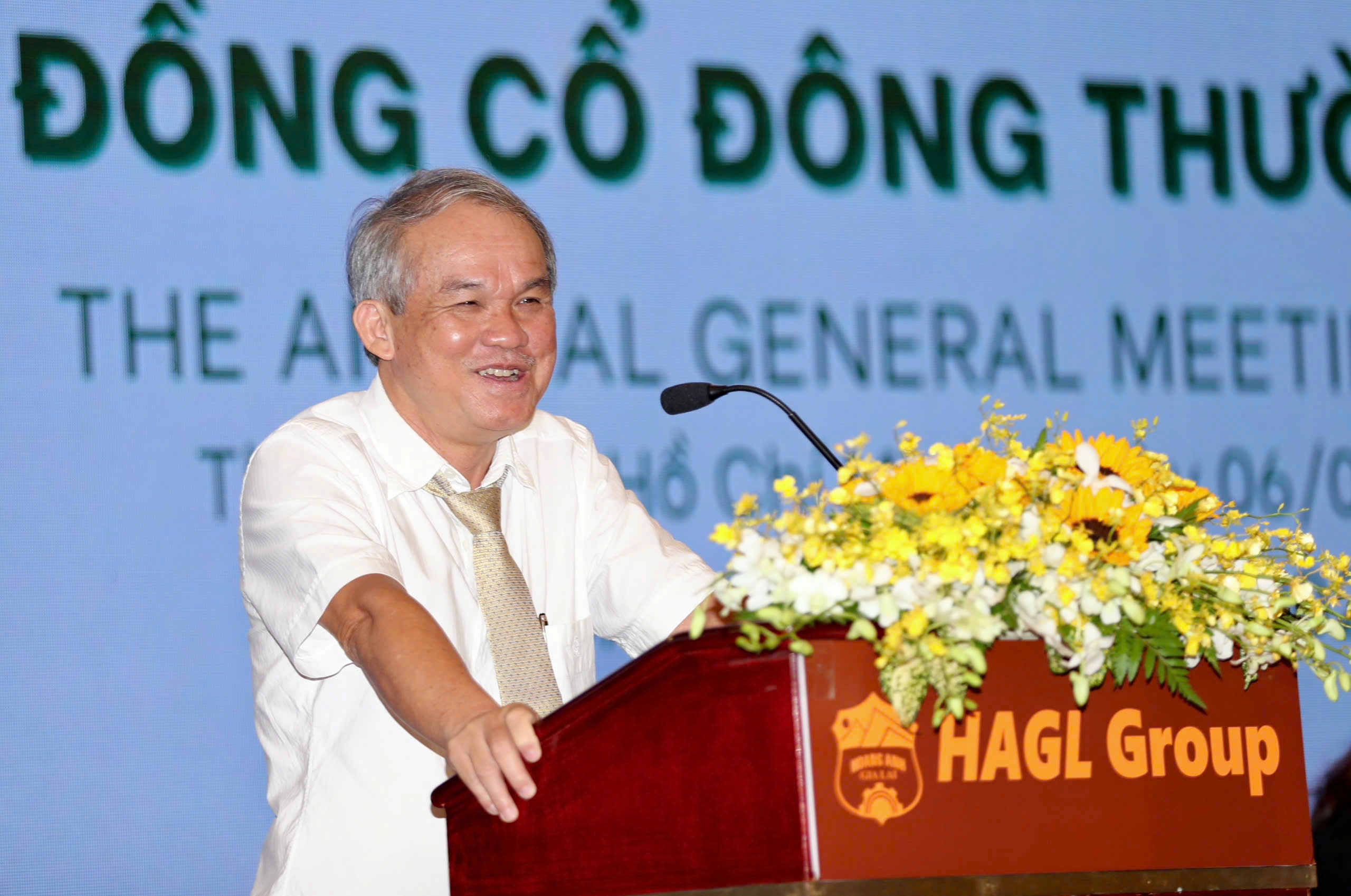 Bau Duc noi no la 'noi dau', muc dich nhieu nam la phai tra het no hinh anh