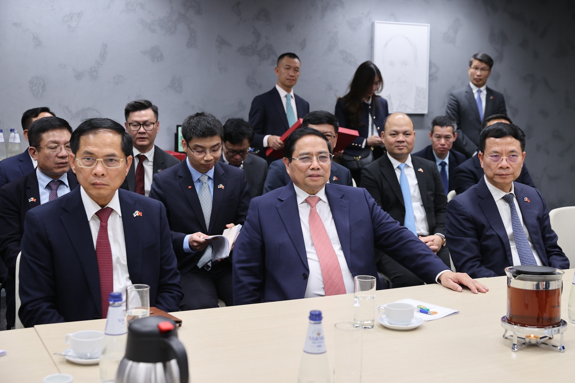 Thanh lap to cong tac xay dung chinh phu so Viet Nam - Estonia hinh anh