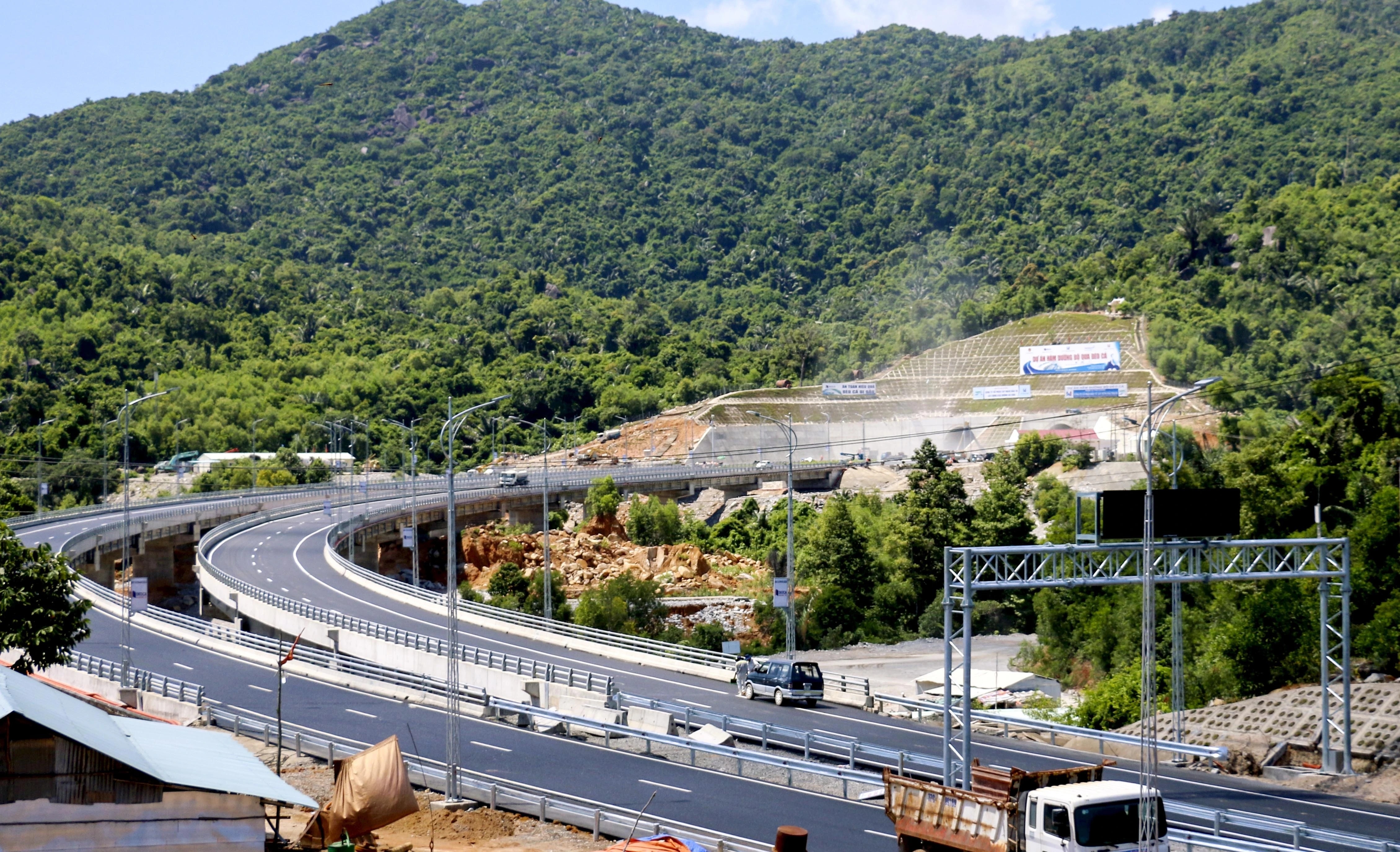 'Dai gia' xay cau duong cam ket bao hanh het vong doi du an hinh anh