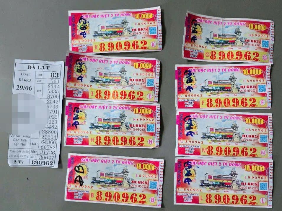 Di doi giai an ui moi biet trung doc dac hinh anh