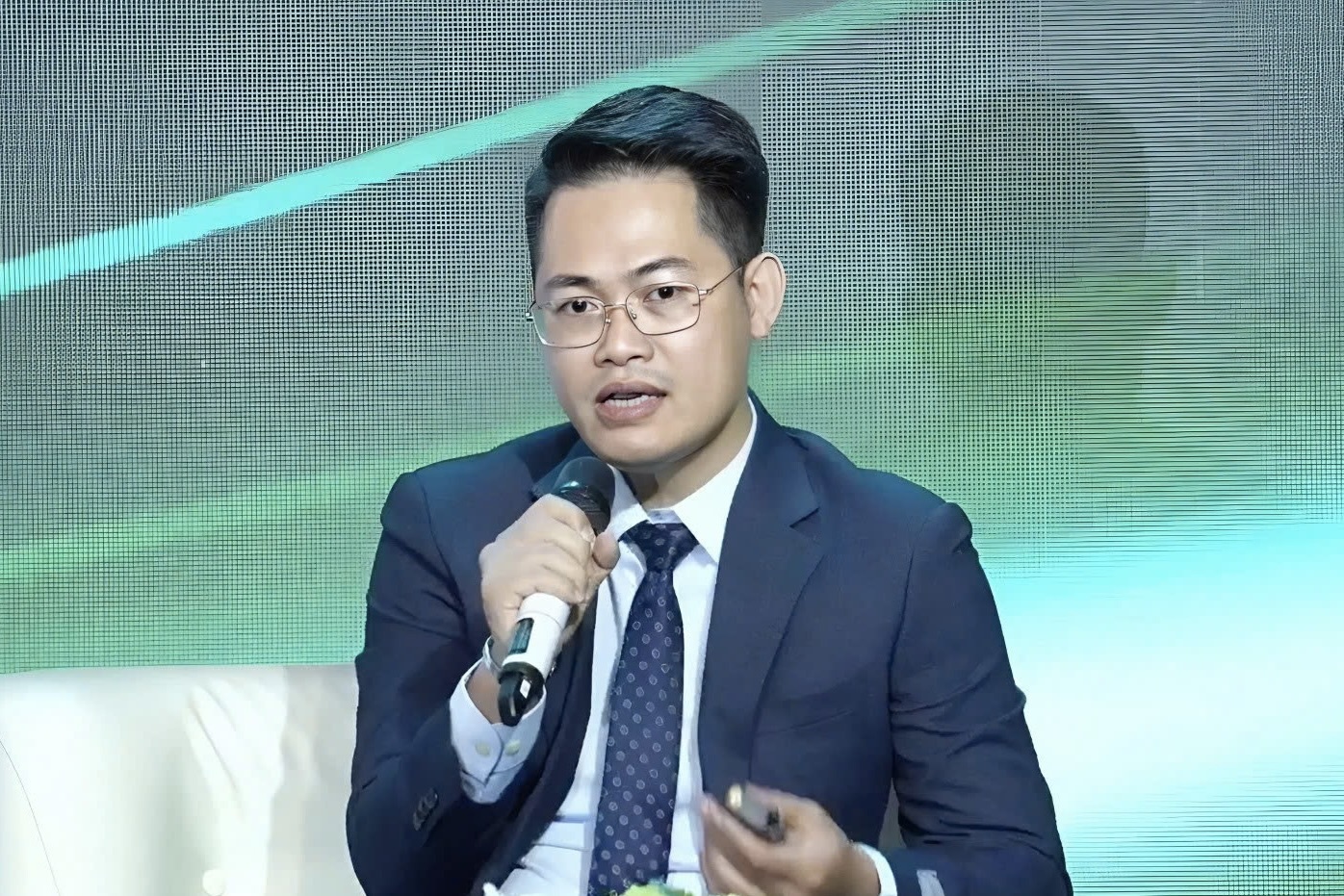 'Nang hang thi truong chung khoan co the hut 3-7 ty USD von ngoai' hinh anh