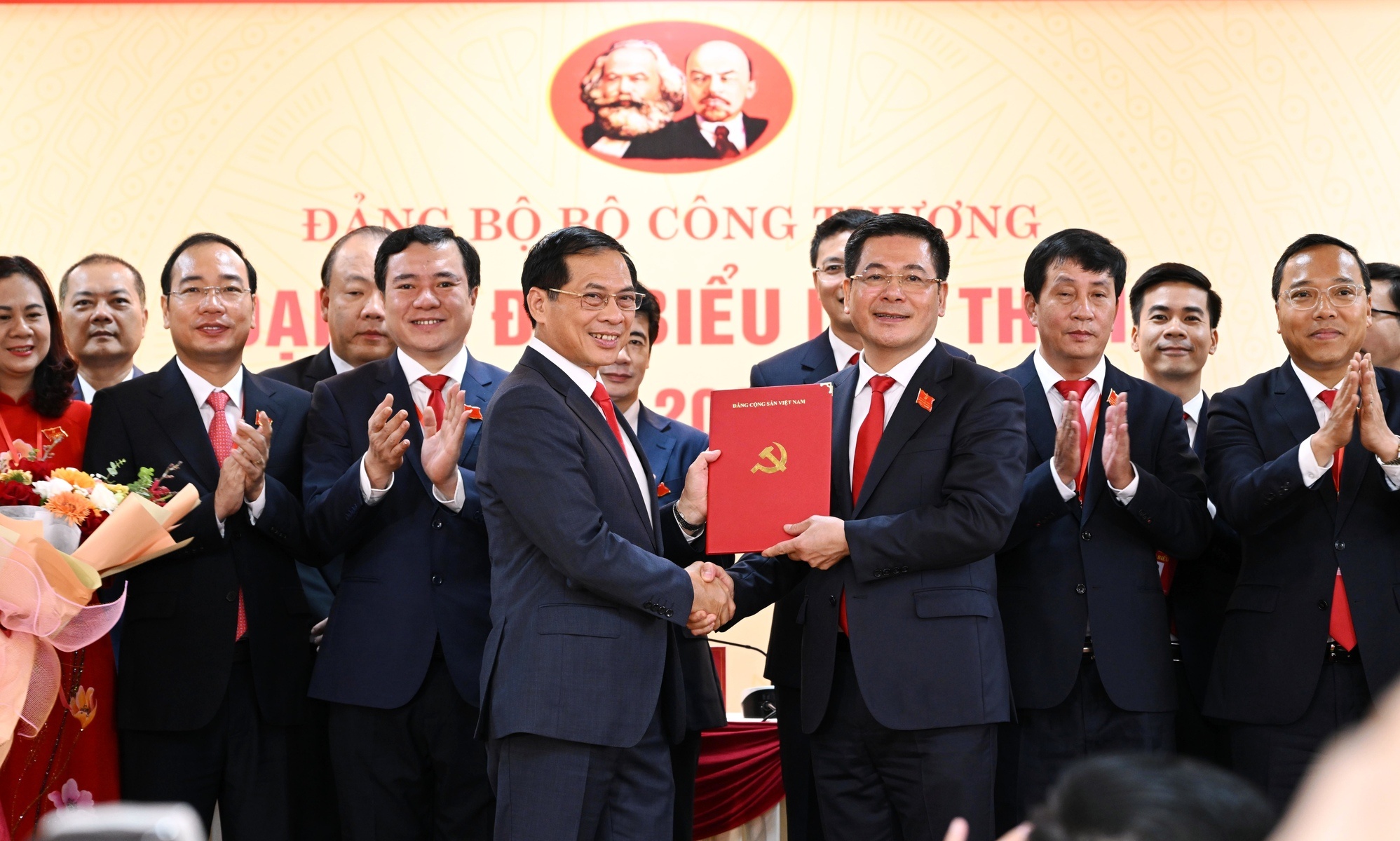 Pho thu tuong,  Bui Thanh Son anh 2