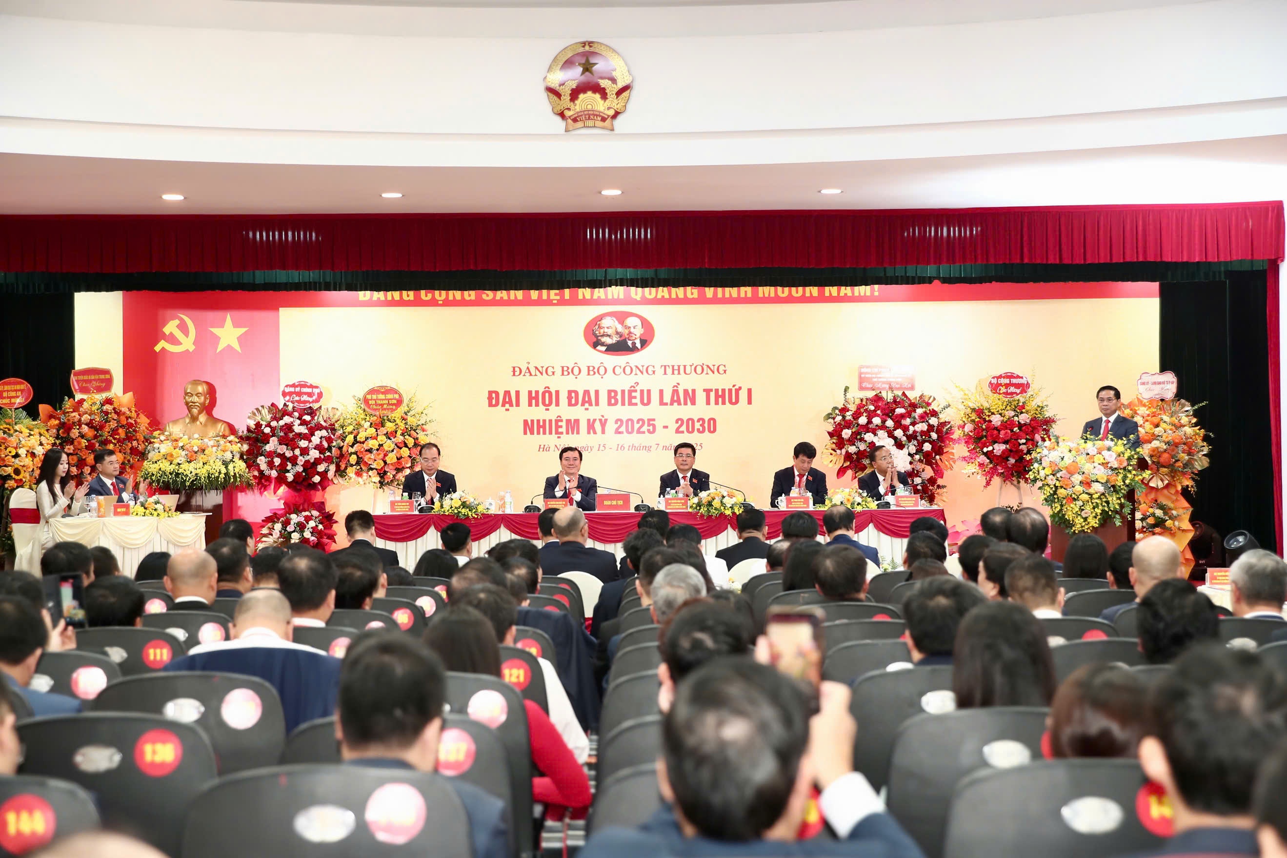 Pho thu tuong,  Bui Thanh Son anh 1