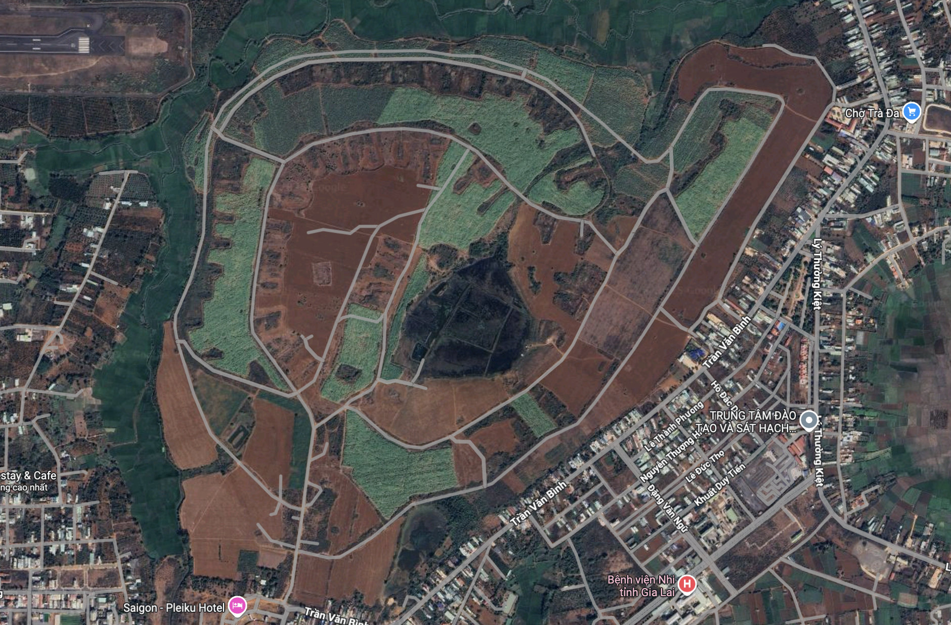 Gia Lai sap dau gia khu dat 202 ha gan san bay Pleiku hinh anh