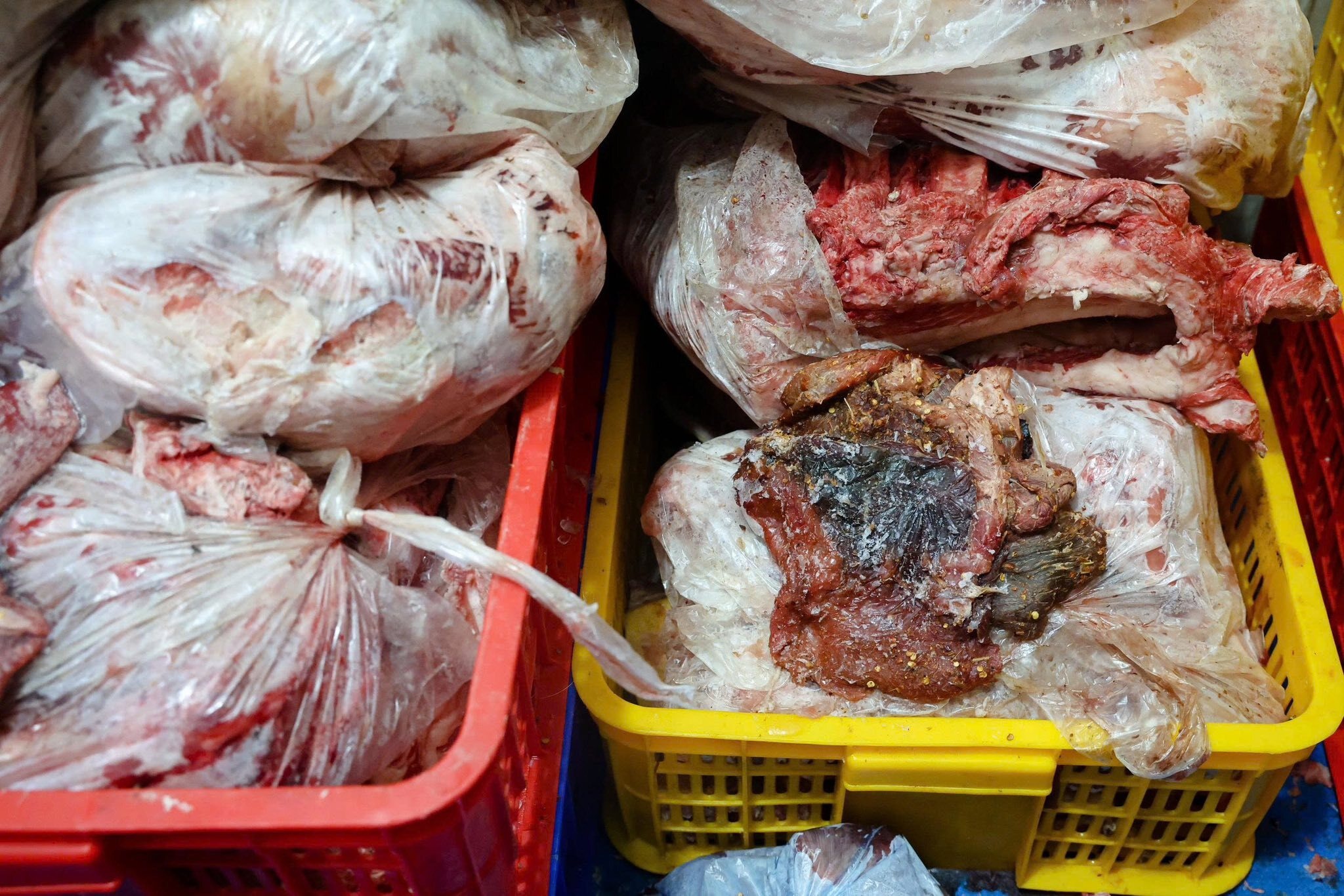 Can canh kho thit dong lanh boc mui duoc 'phu phep' thanh trau gac bep hinh anh