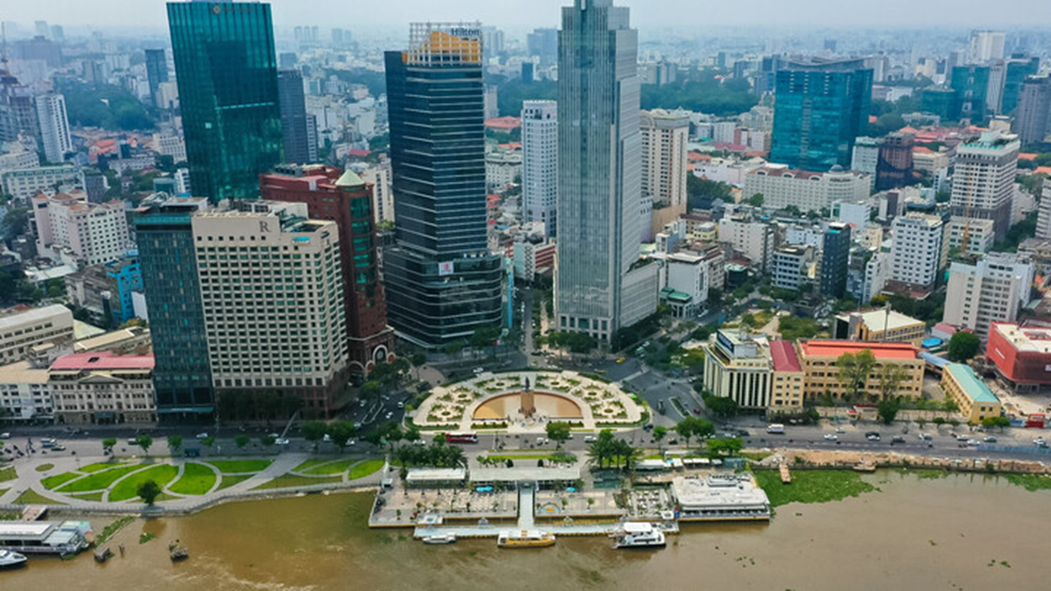 khu thuong mai tu do anh 2