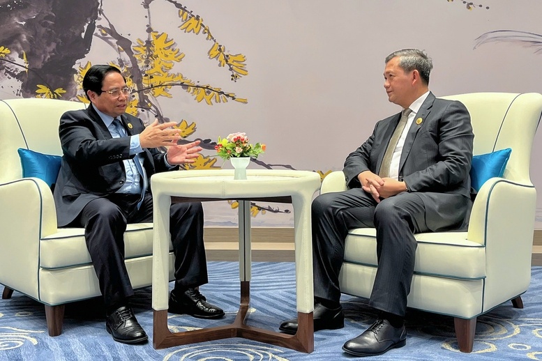 Thu tuong Pham Minh Chinh gap Thu tuong Campuchia Hun Manet hinh anh