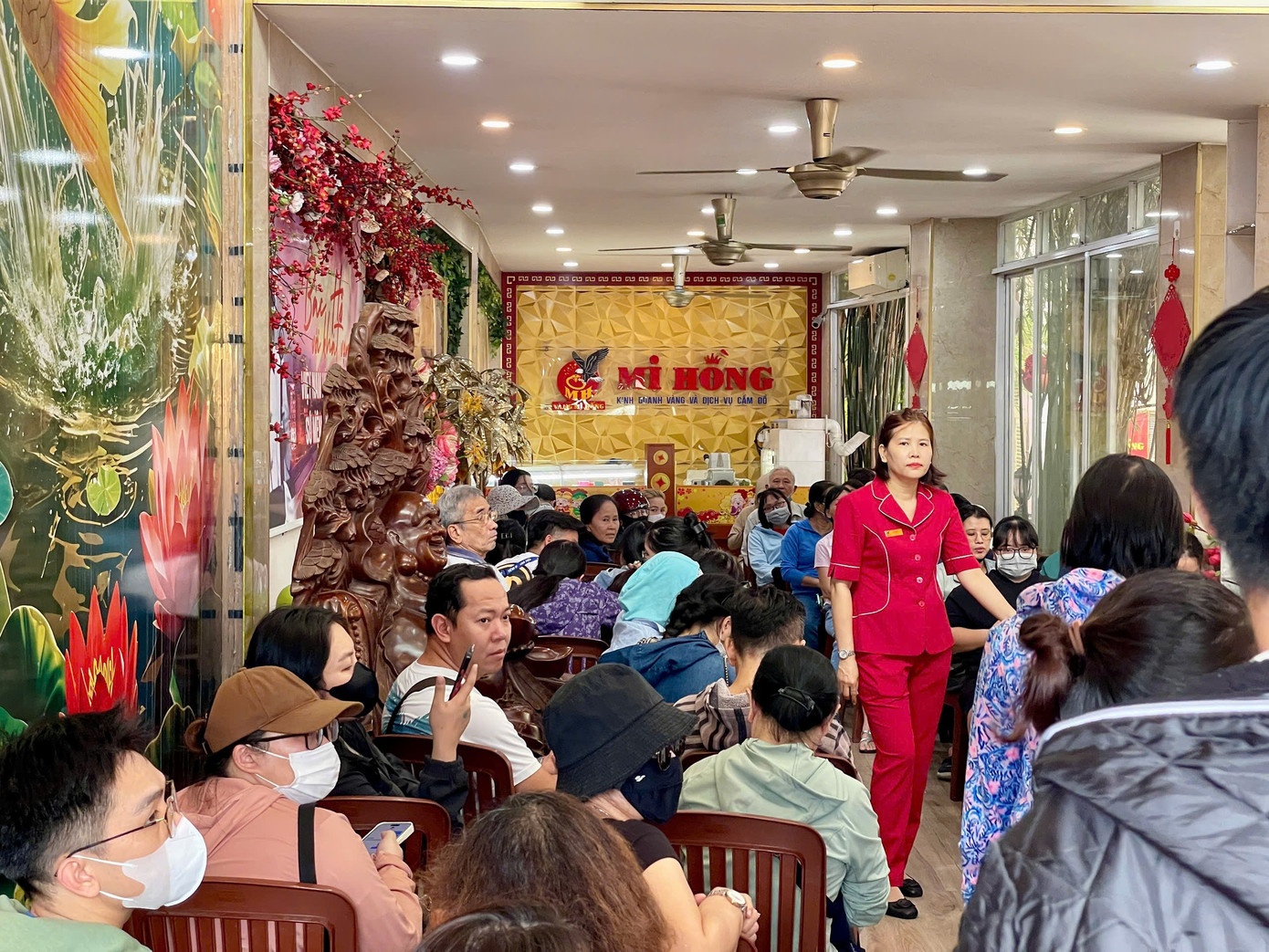 gia vang hom nay,  mua vang tphcm anh 6