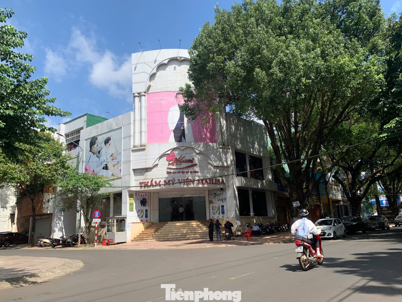 Phan Thi Mai,  Hoang Kim Khanh anh 3