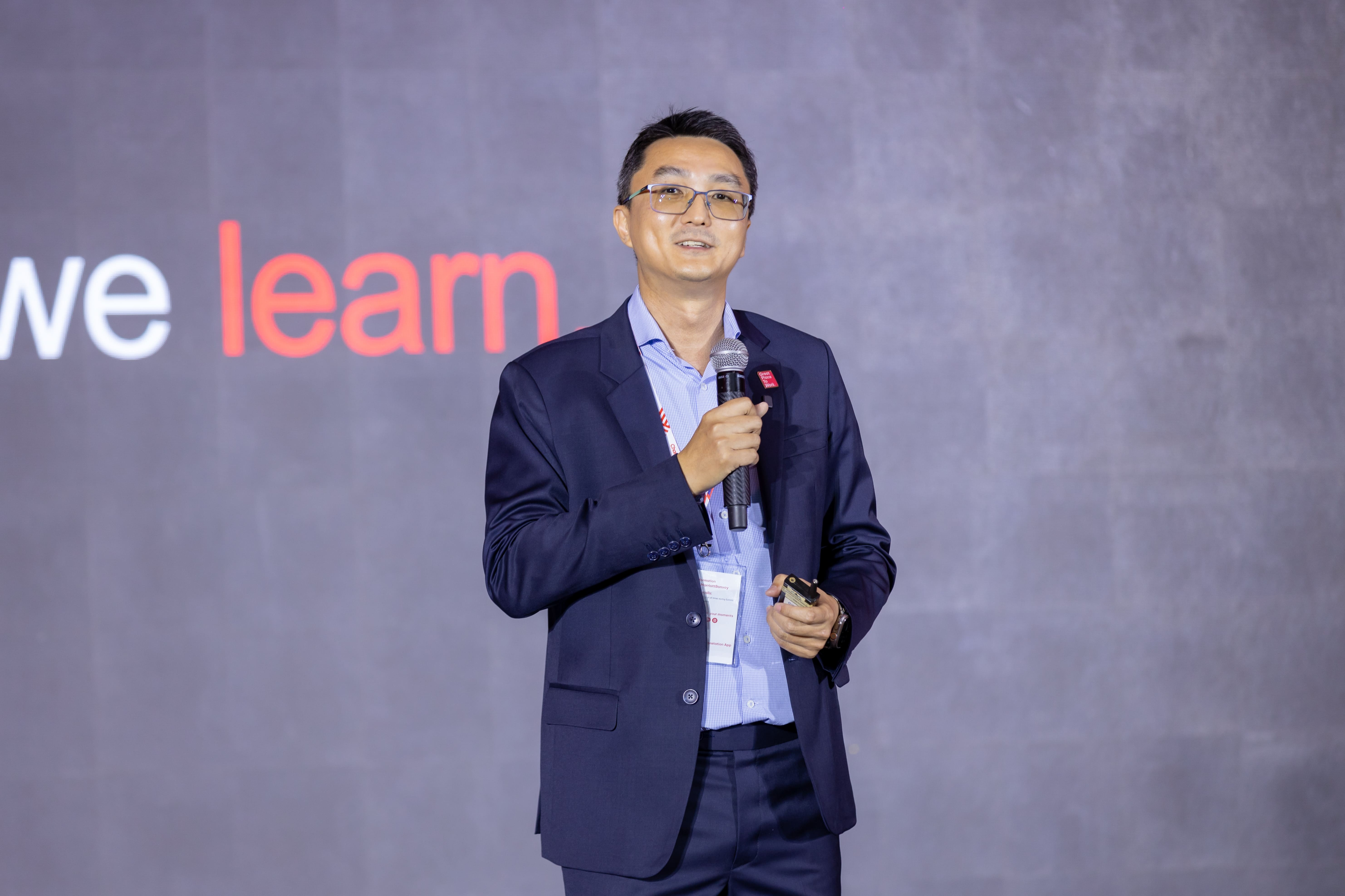 10 doanh nghiep Viet lot danh sach noi lam viec xuat sac Dong Nam A hinh anh