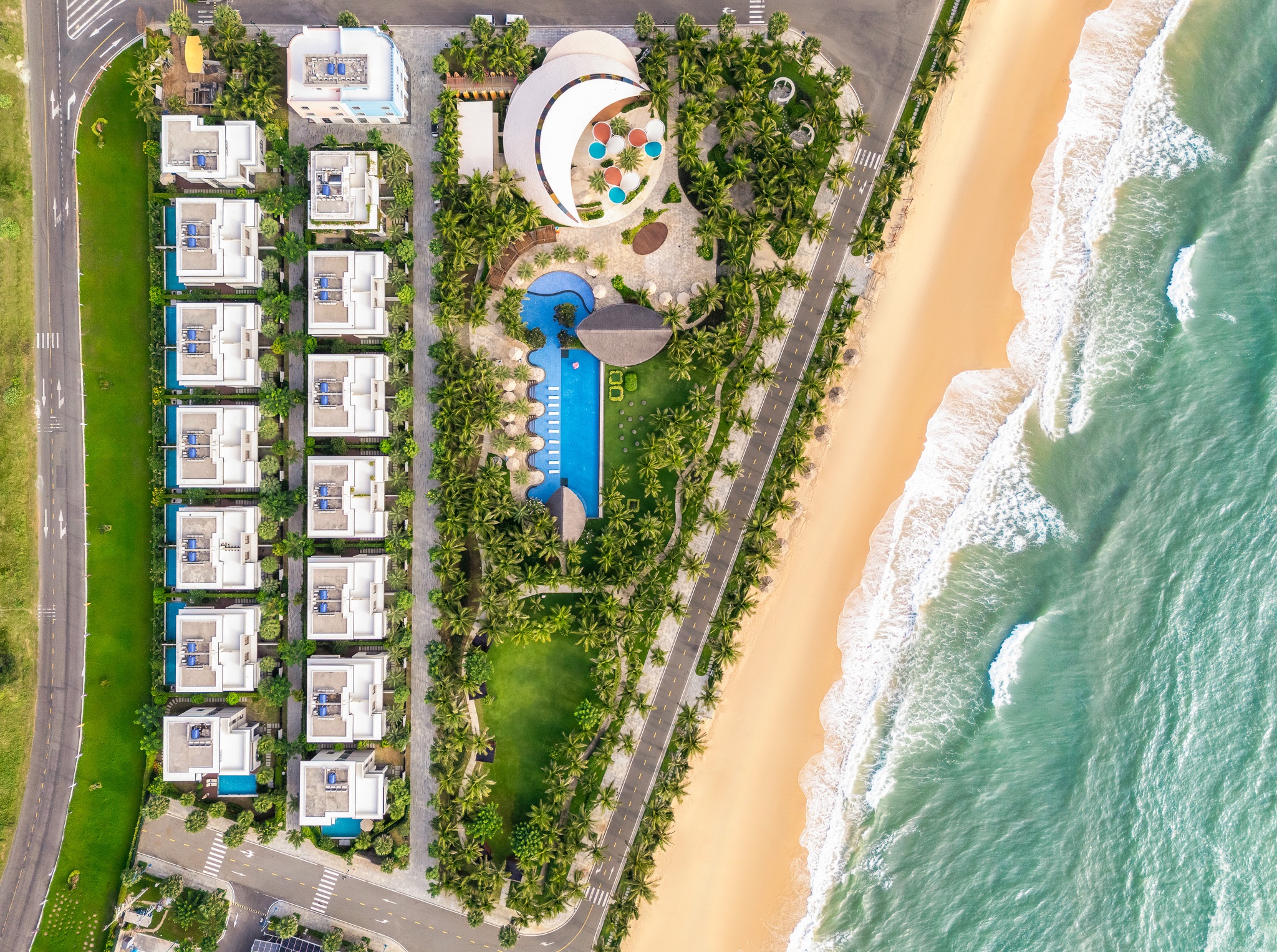 Bat dong san nghi duong tro lai duong dua hinh anh