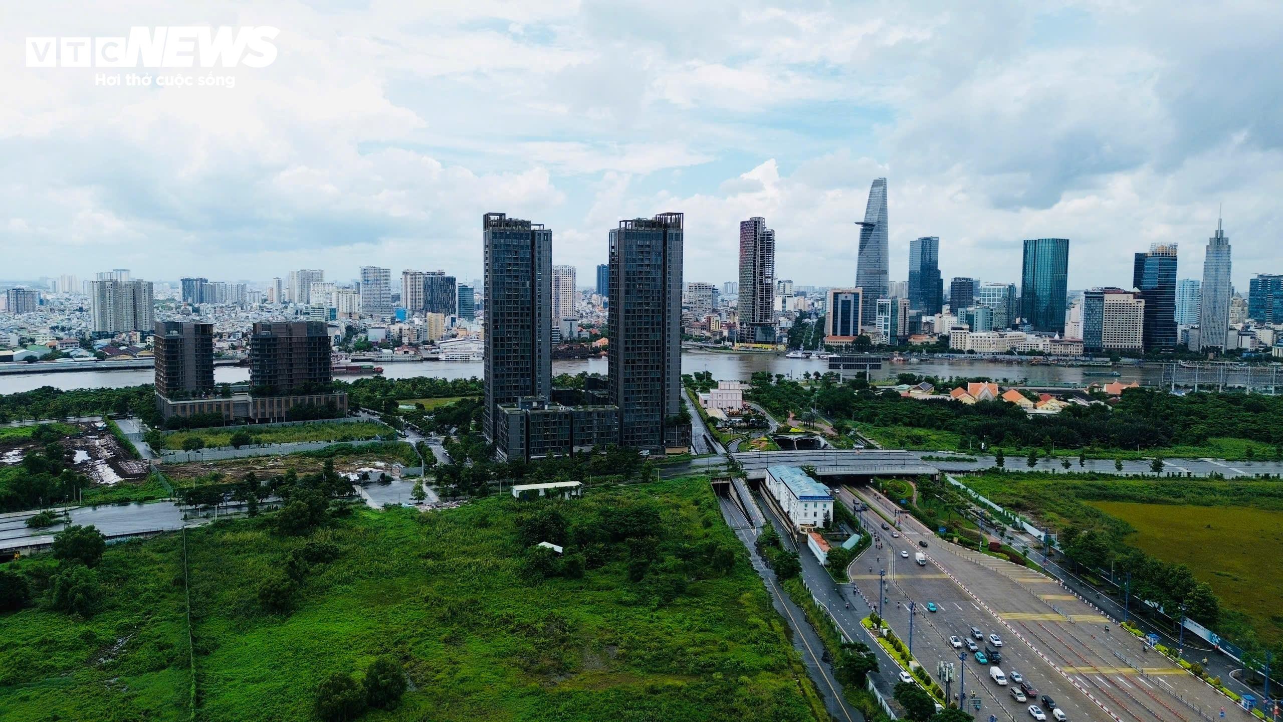 trung tam tai chinh anh 1