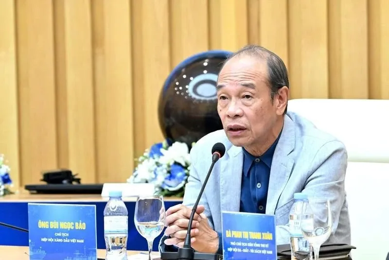 De xuat dung Quy binh on gia xang dau mua du tru khi gia thap hinh anh