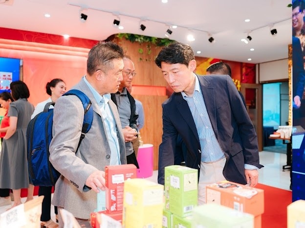 xung dot trung dong anh 5