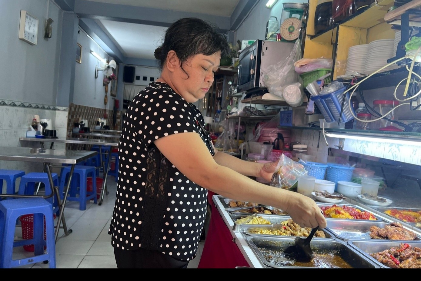 Bao gia ap den, quan xa lao dao hinh anh